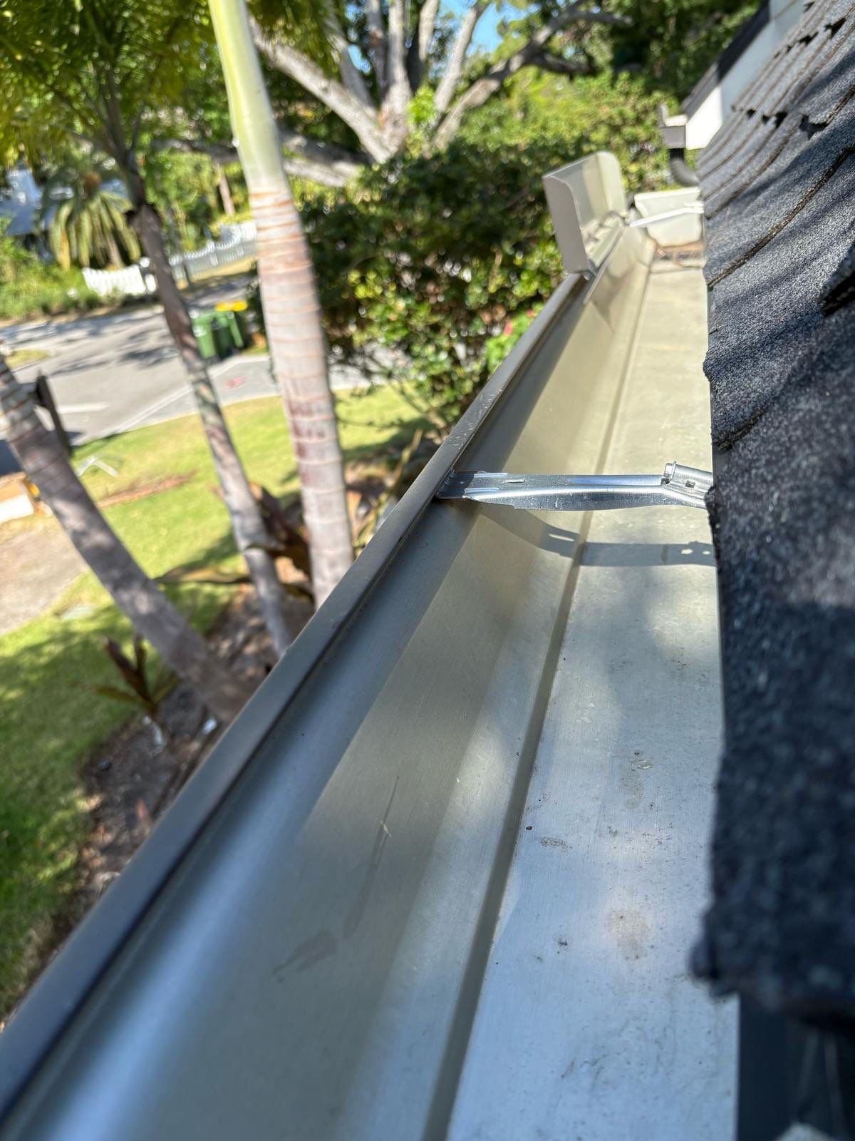 Gutter Cleaning Service in Sarasota FL by Gutter Professors