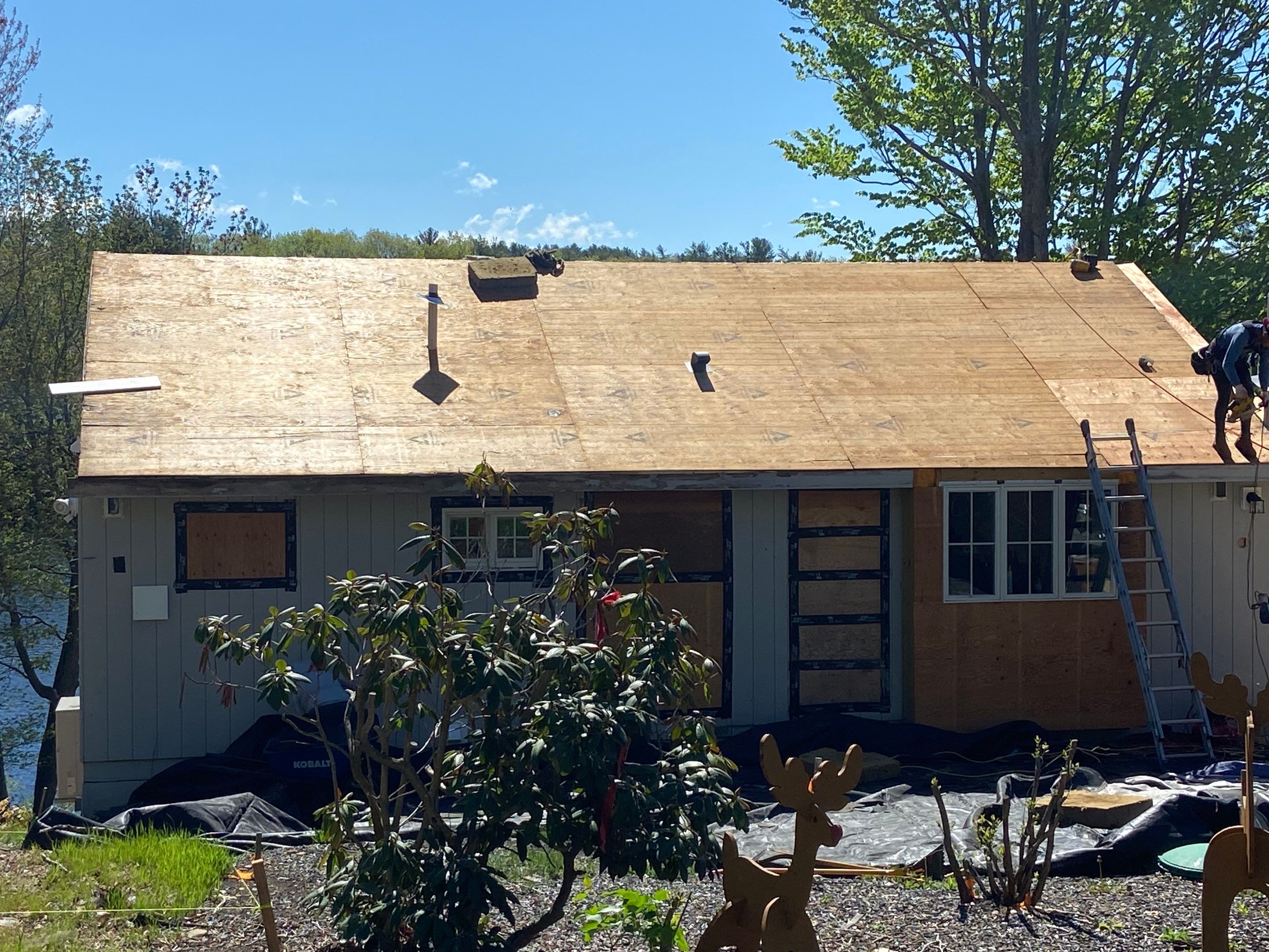Residential Roofing Installation using Owens Corning TruDefinition by Sensible Home Solutions