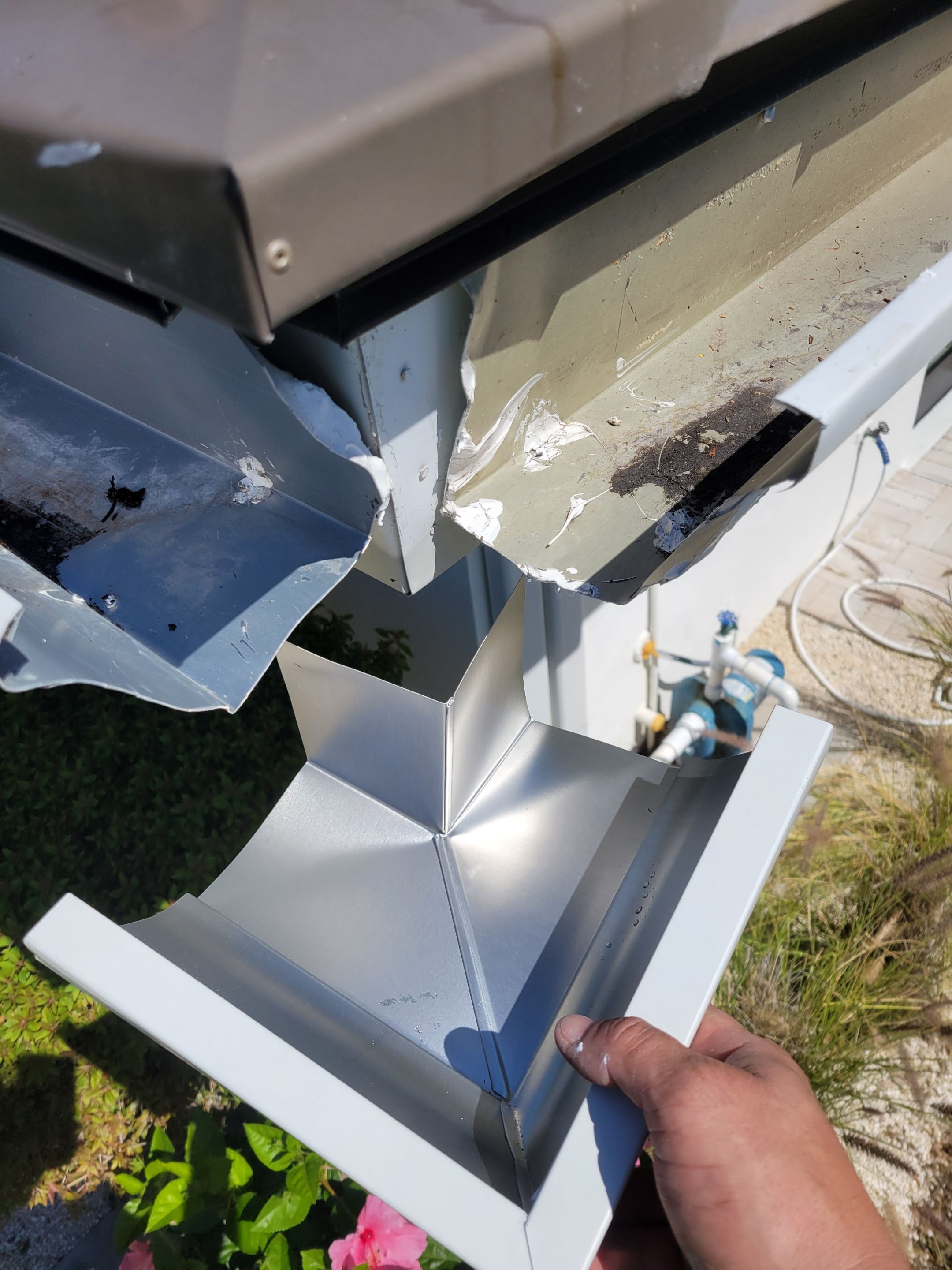 Gutter Guard Installation in Sarasota FL by Gutter Professors