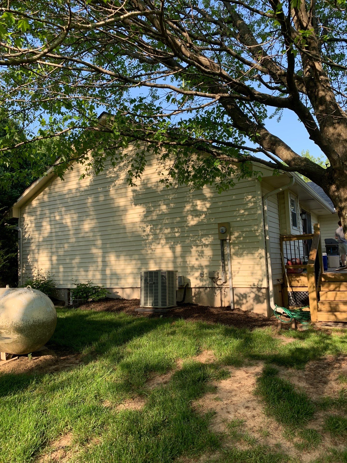 New Craneboard Siding on this Platte City, Mo home  by EEC  Windows, Siding & Roofing 