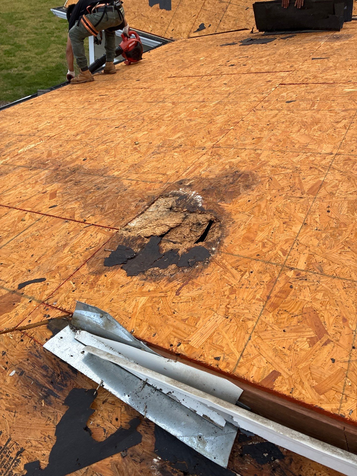 The Reavis's by United Contracting and Roofing