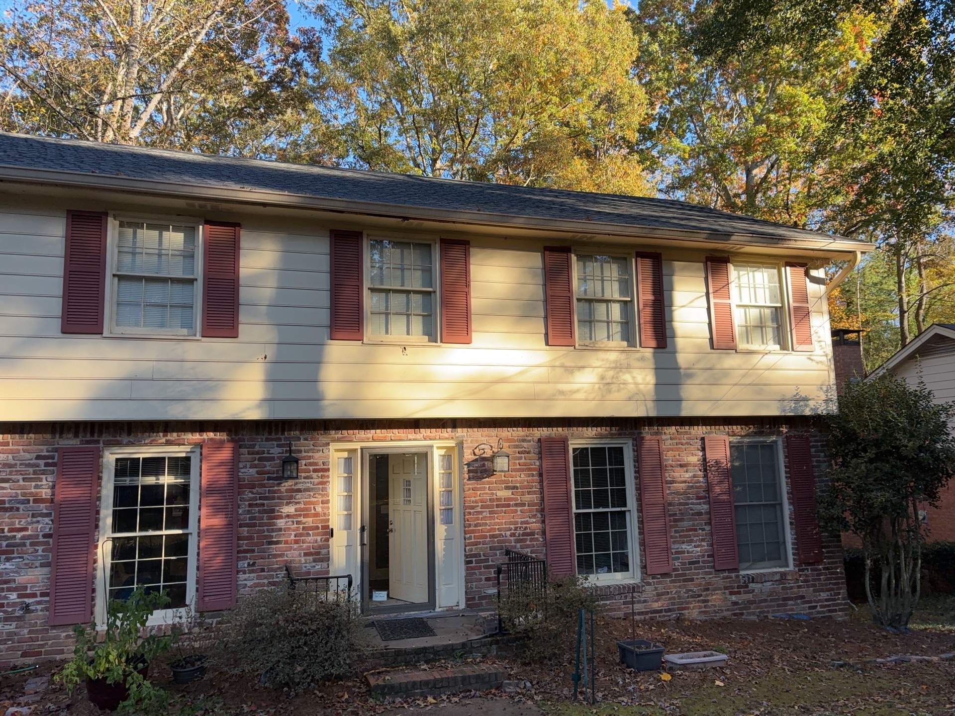 Gable Siding Replacement with James Hardie HZ10 Lap Siding by Nelson Exteriors 
