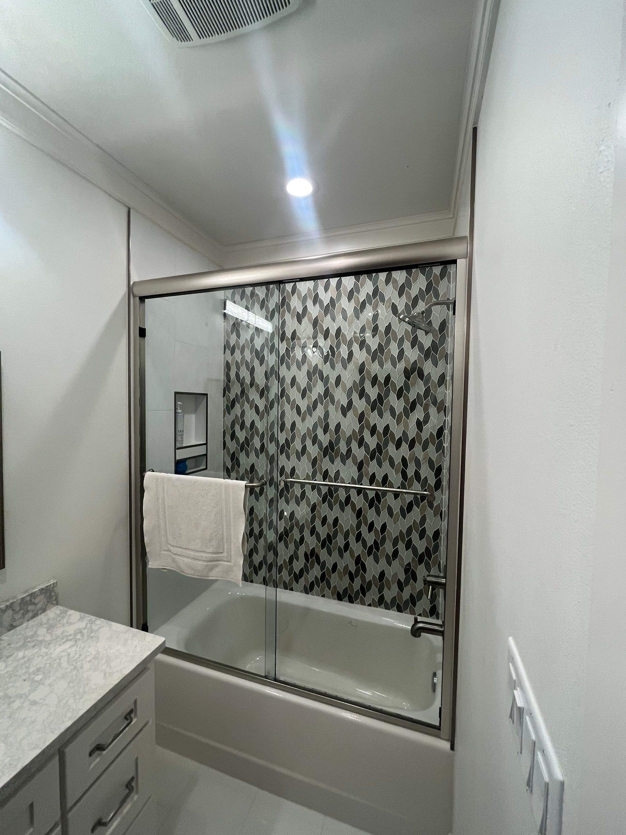 Shower Pictures by Custom Glass Service