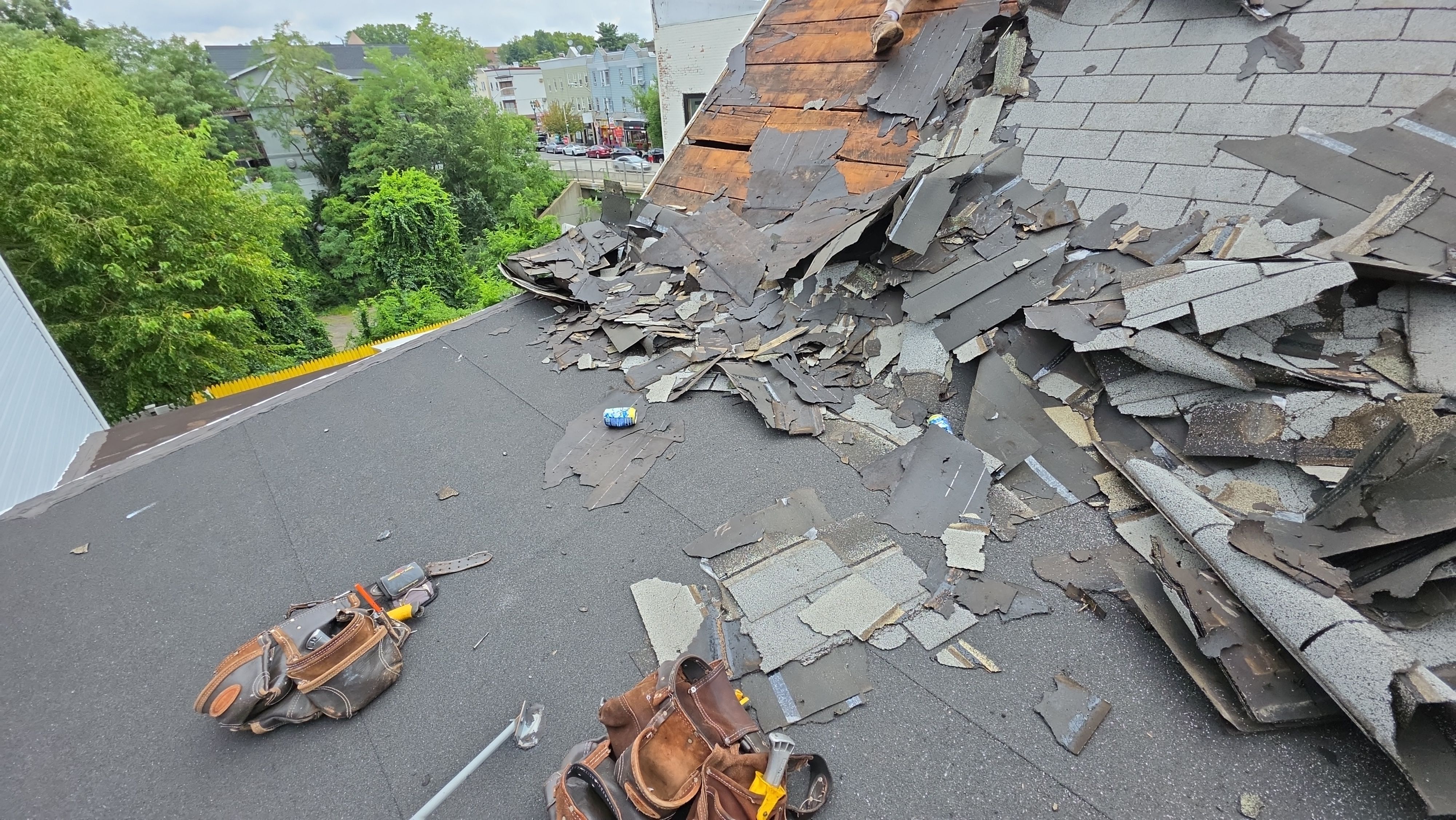 Full Residential Roof Replacement and Decking Repair in East Newark by AVEQOR