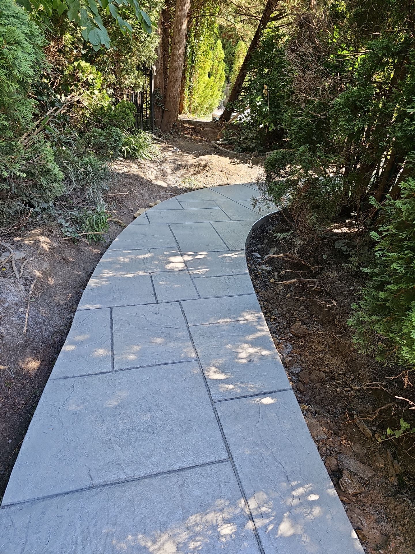 Pool Deck in Gladwyne Pa by Architectural Concrete Design