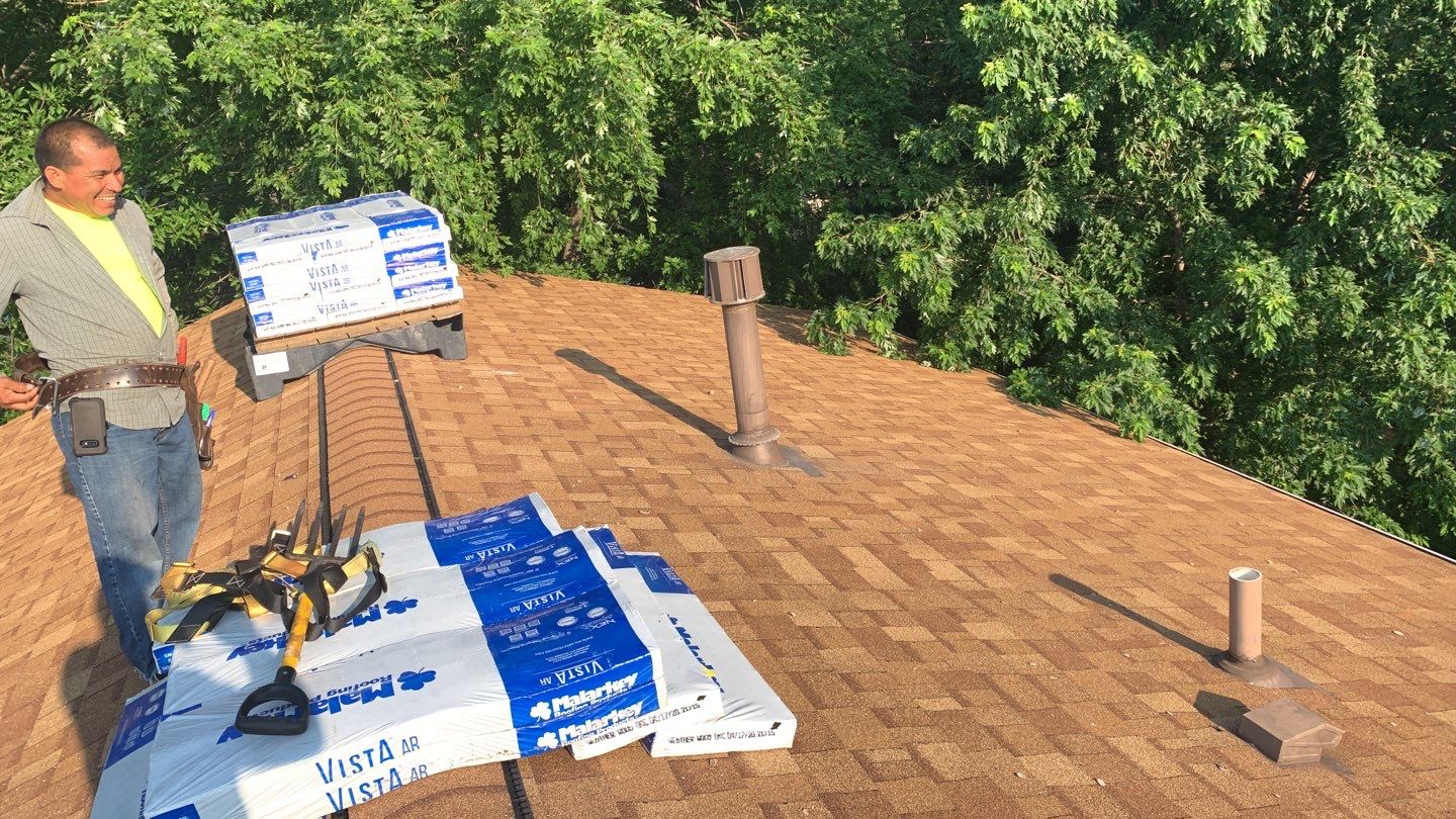 Malarkey Vista - Weathered Wood by White Castle Roofing
