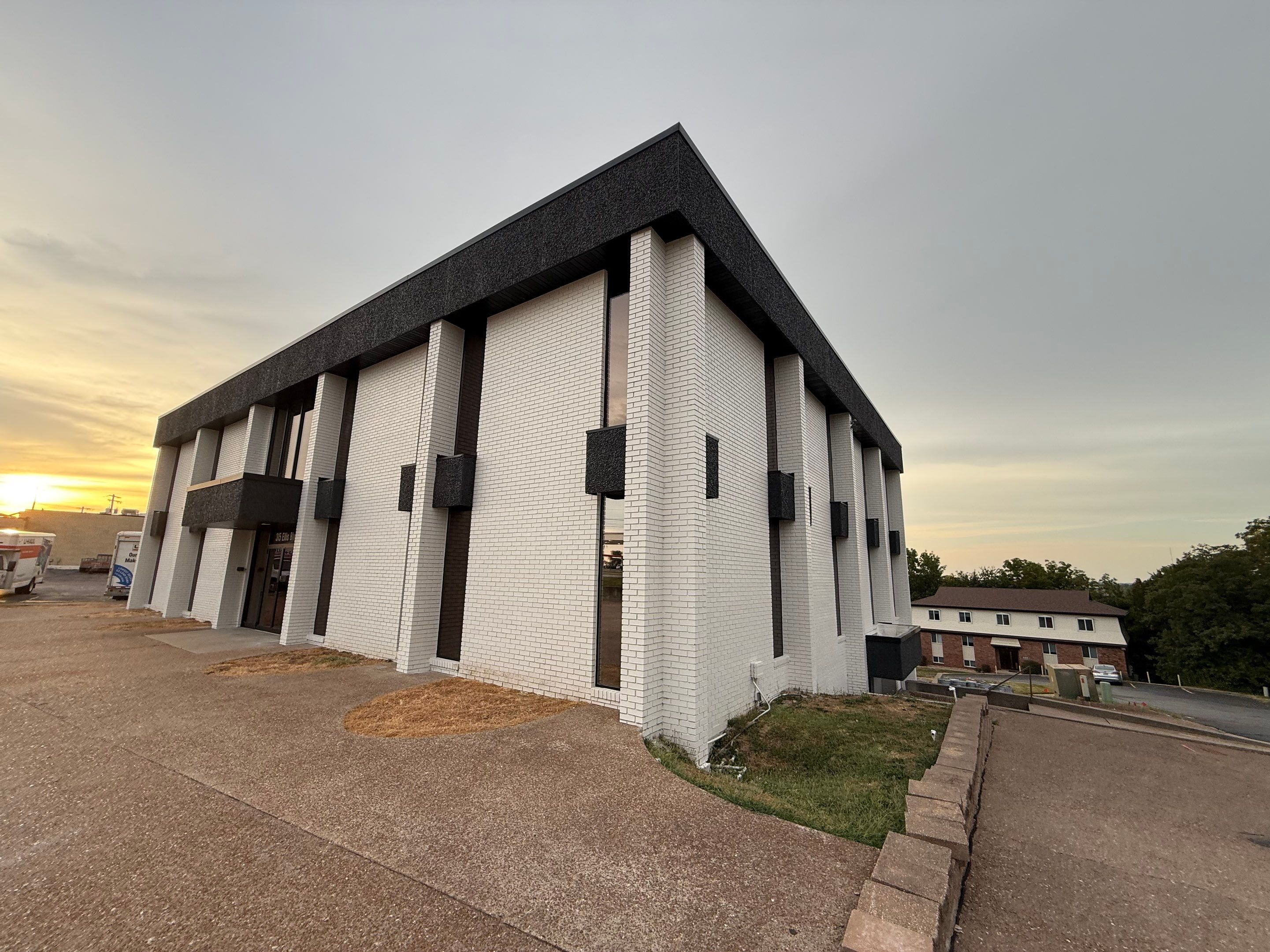 Ellis Blvd by Pezley Painting