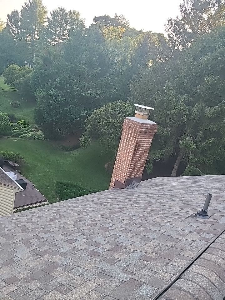 Burke: CertainTeed Landmark Pro Architectural Shingles in Max Def Weathered Wood by RM Banning, Inc.