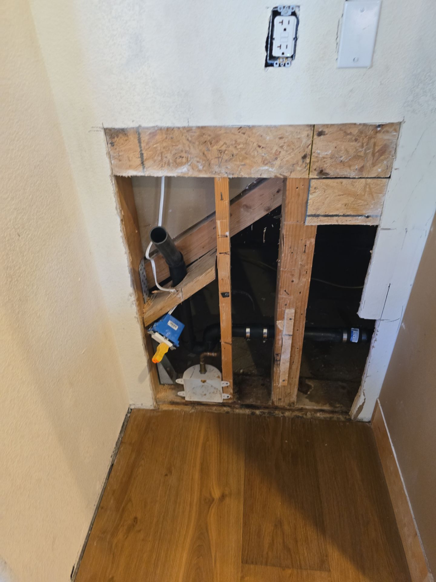 New Piping Installation in Wall & Sink/Bathtub Inspection by Us Plumbing 