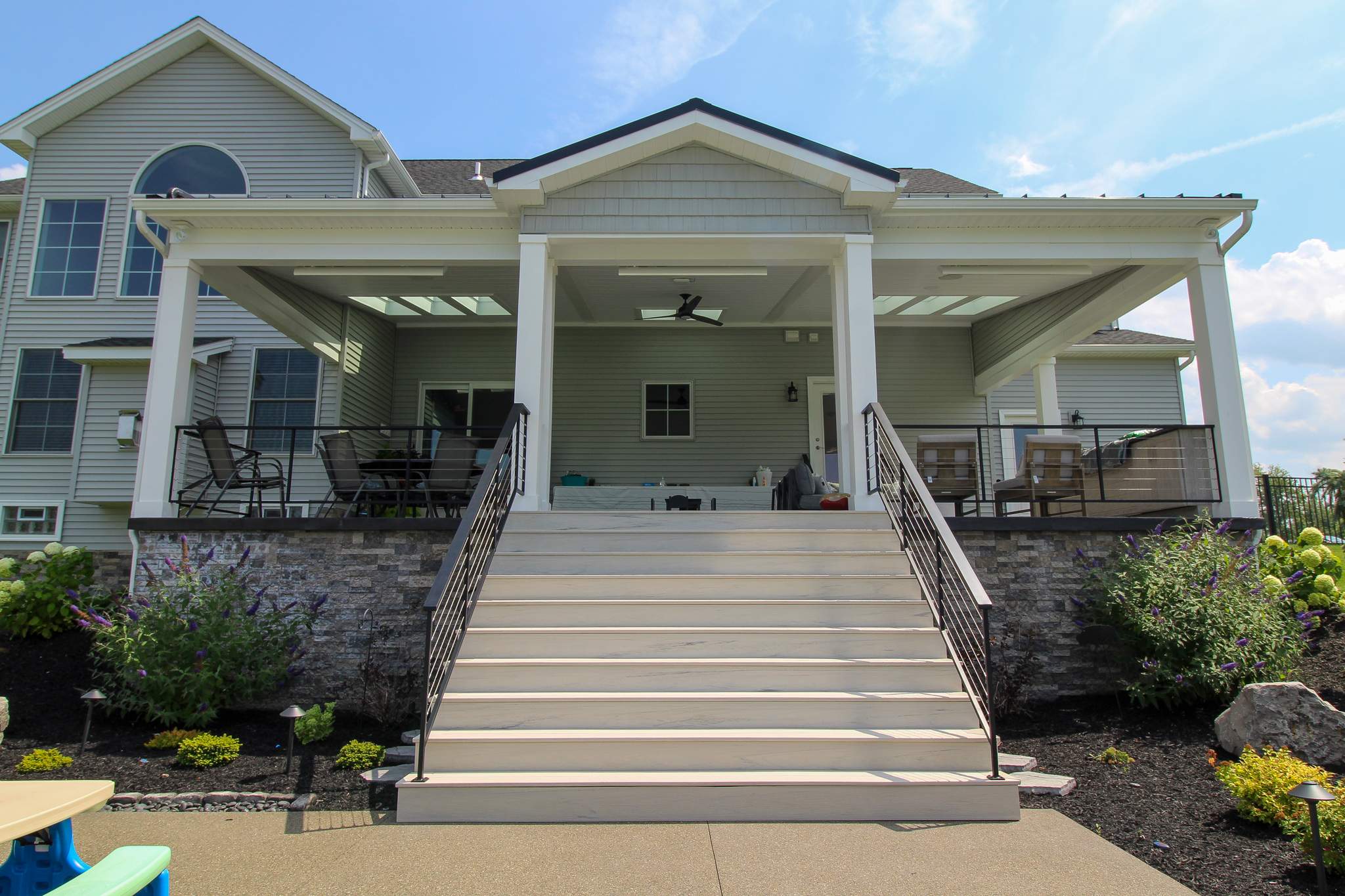 Outdoor Living - Addition by Ivy Lea Construction