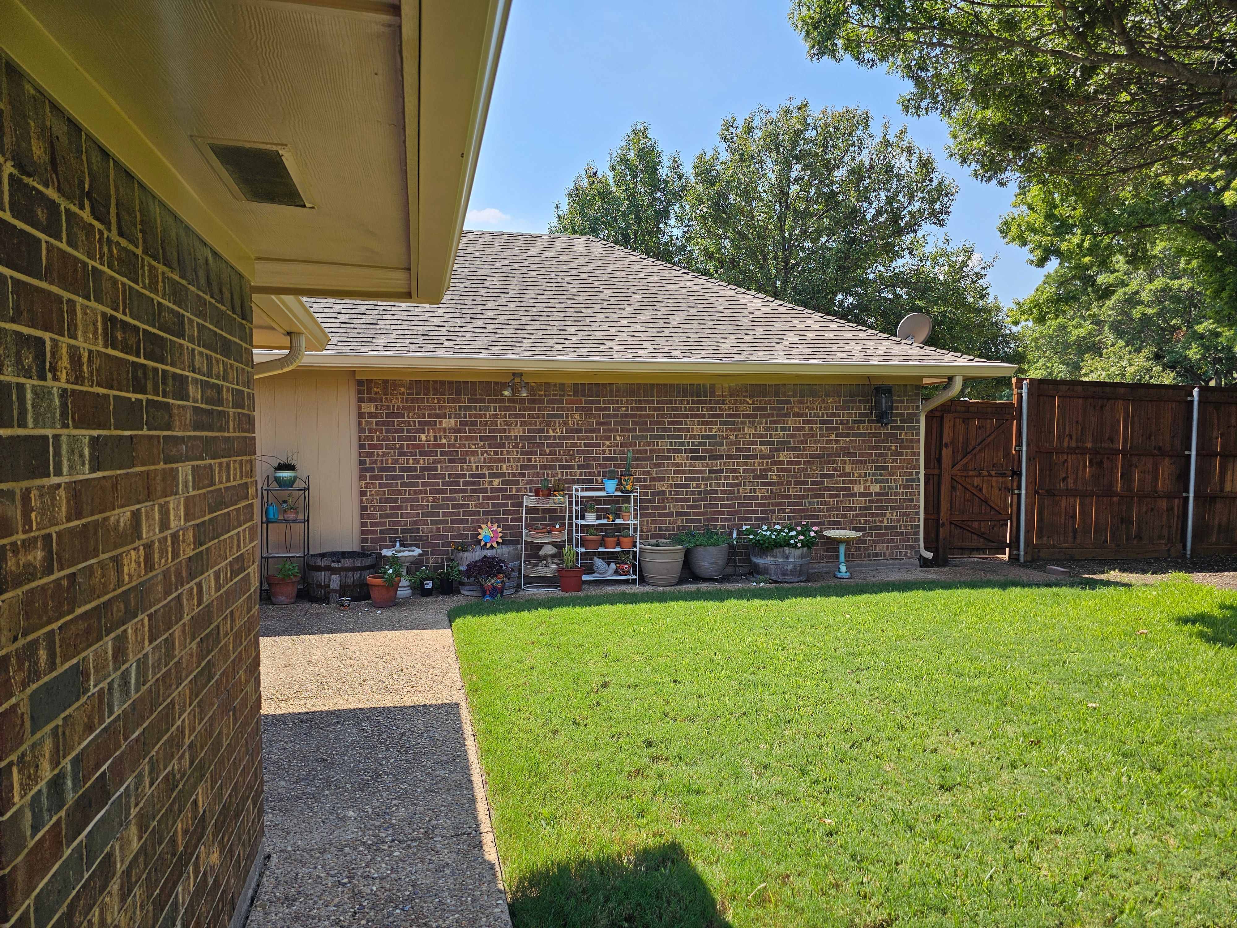 Exterior Siding replacement & paint by EL-GC LLC 