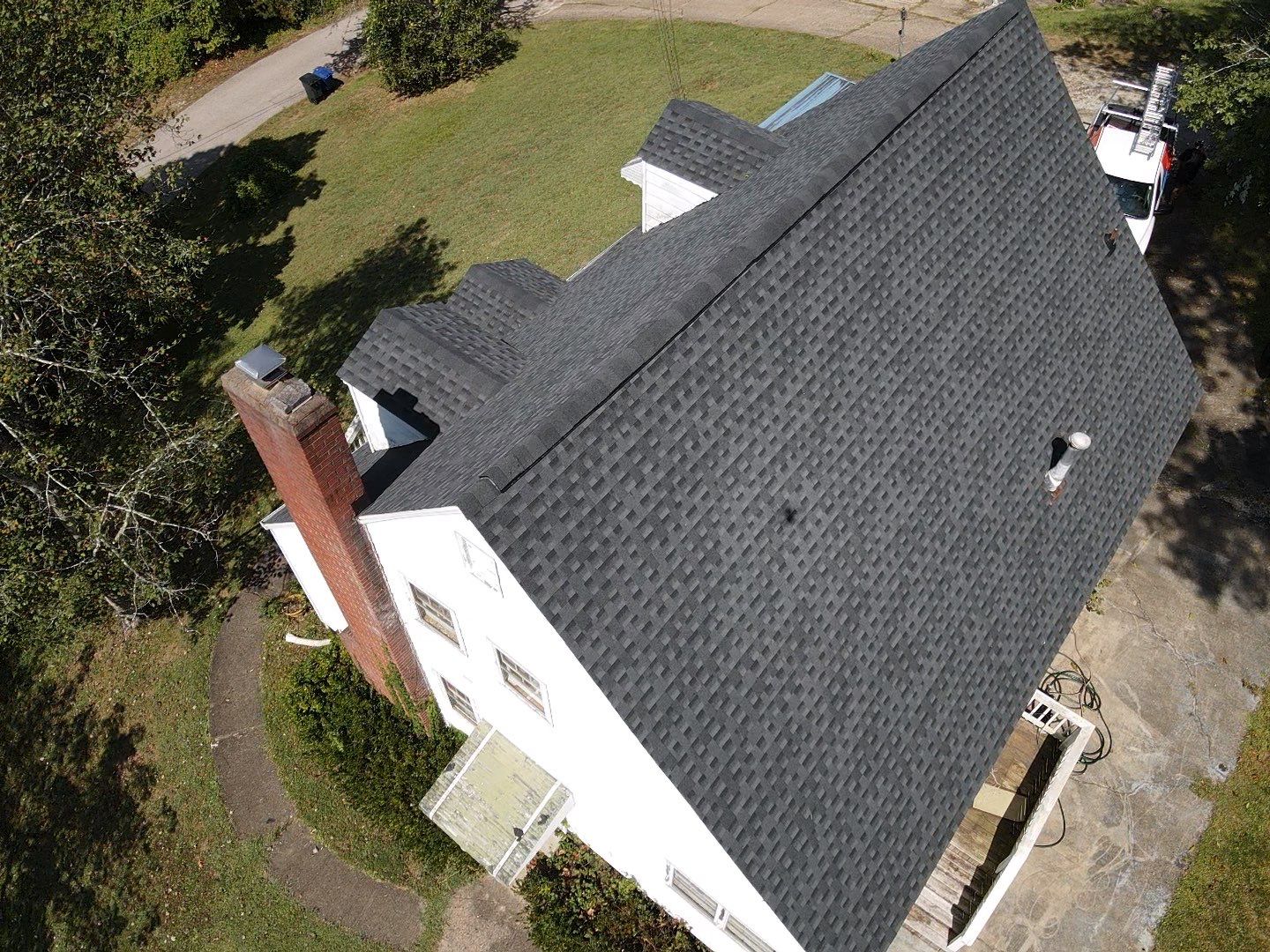 Residential Roofing Installation using GAF Timberline HDZ Charcoal by Rainstoppers Roofing