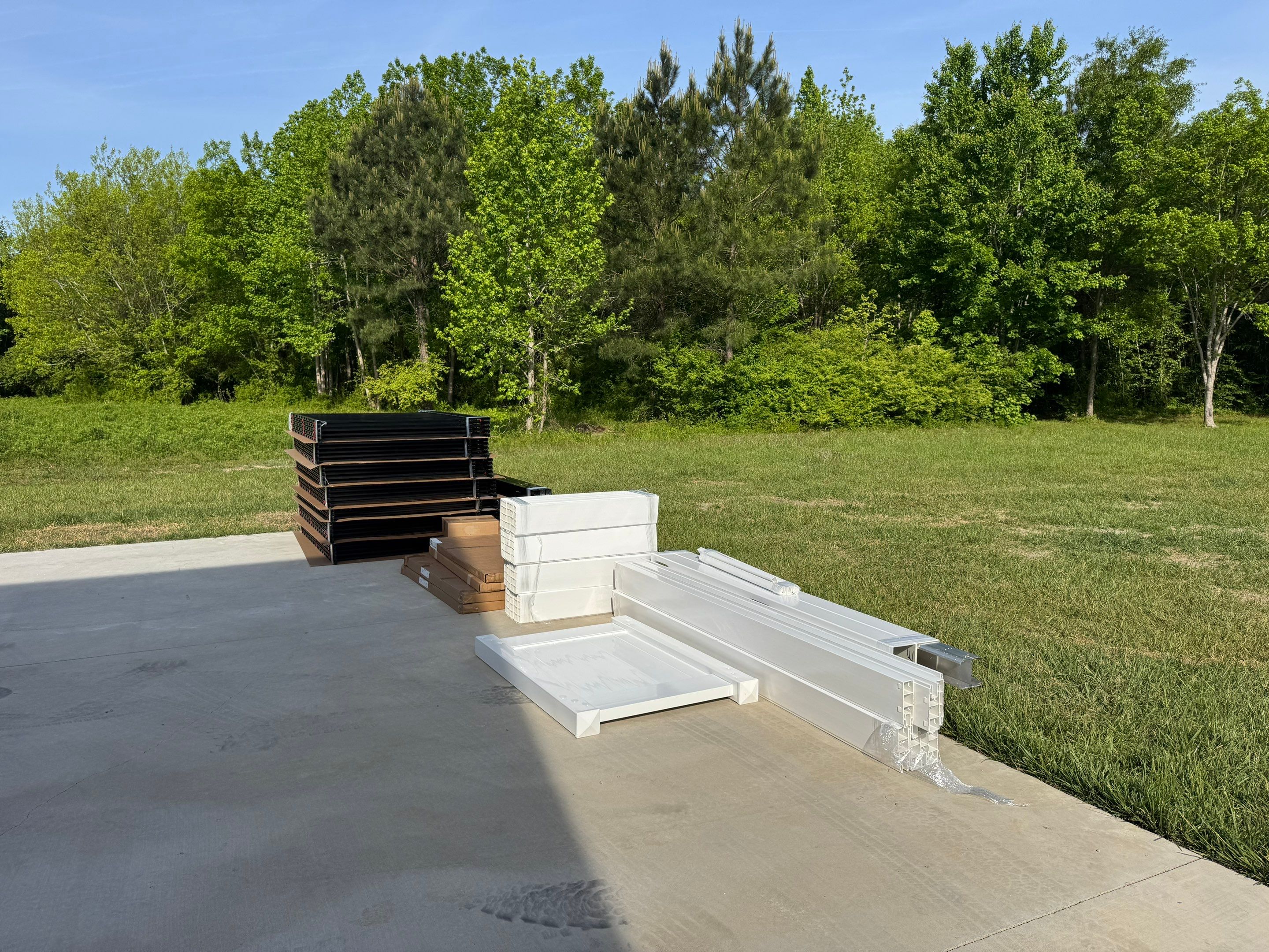 Sleek & Secure by Tidewater Fence