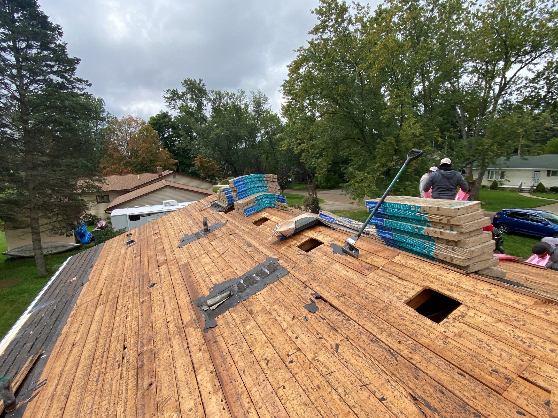 Roof Replacement using CertainTeed Landmark Pro by 180 Contractors