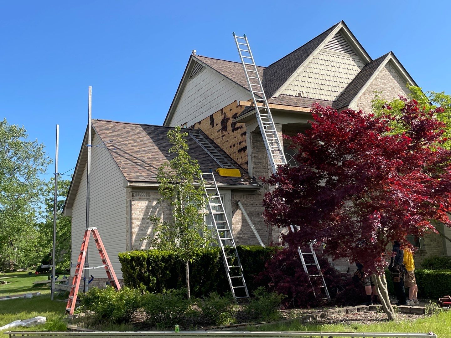 Siding Replacement using CertainTeed Restoration Classis D4 by 180 Contractors