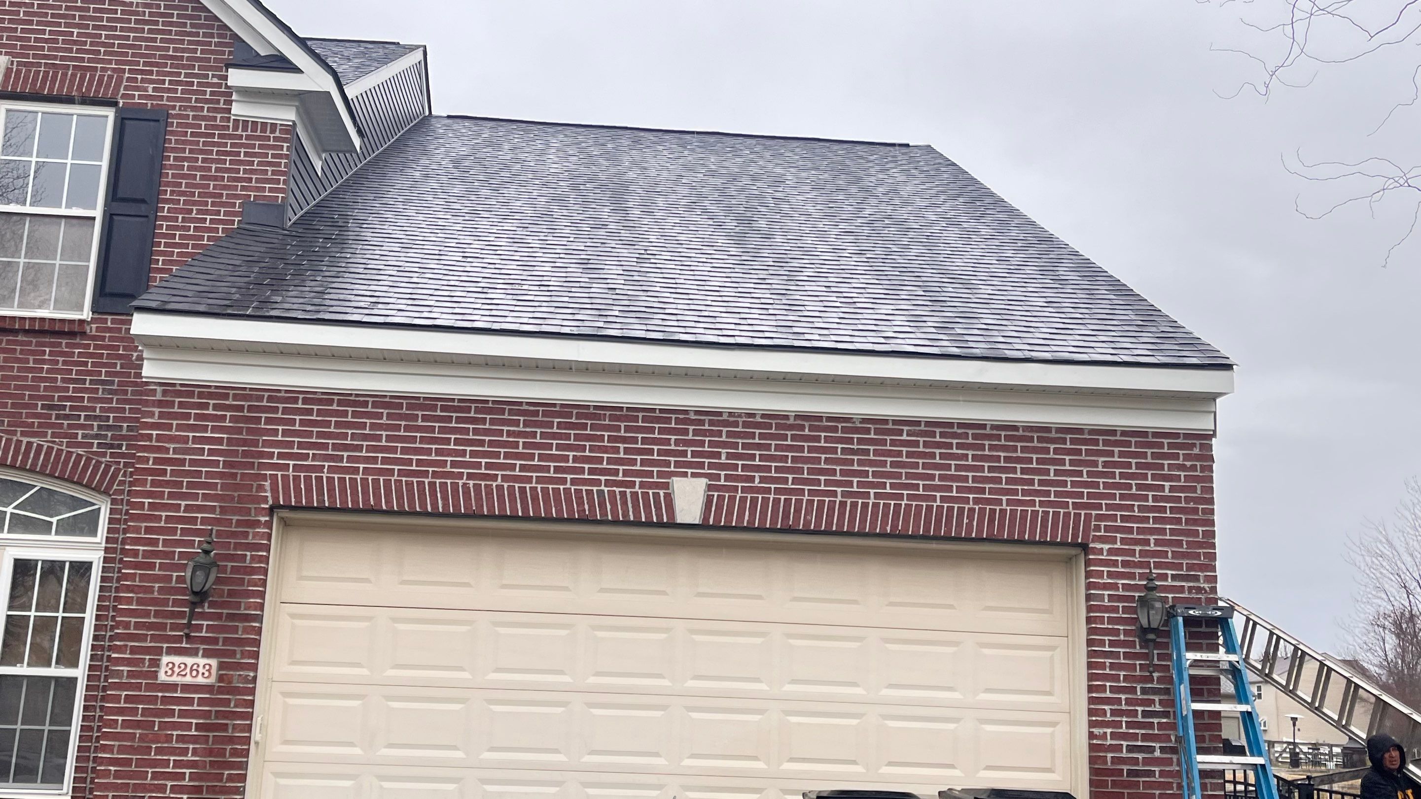 Roofing & Siding  by Tamlin Roofing