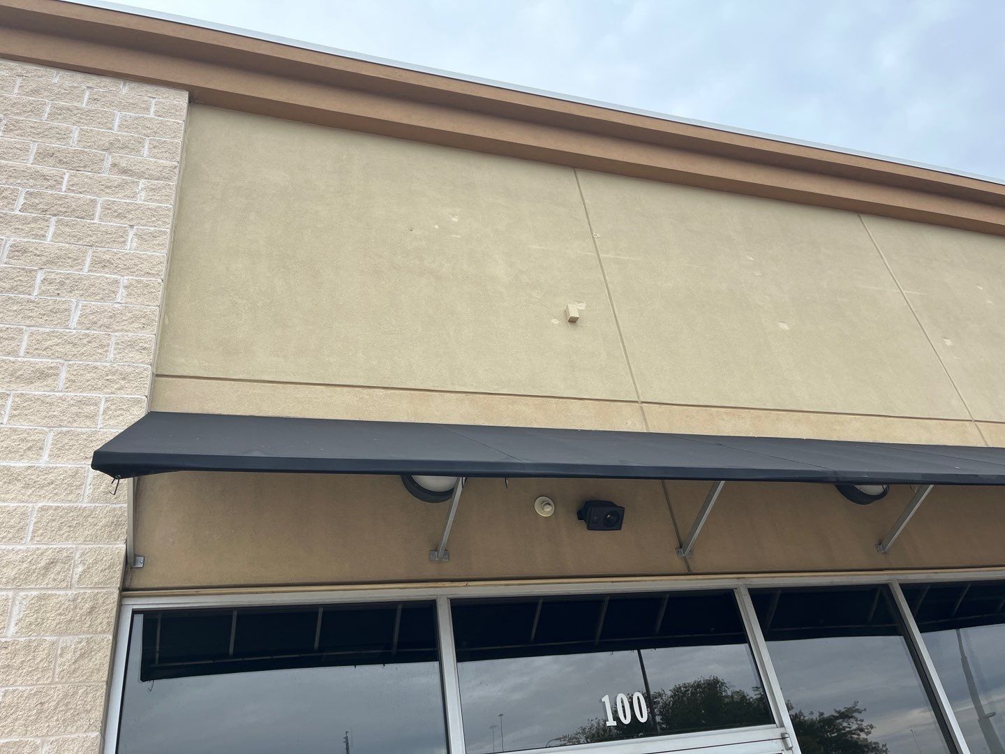 Storefront Revival: Transforming Business Exteriors with a New Coat of Brilliance by 360 Painting Central Texas 
