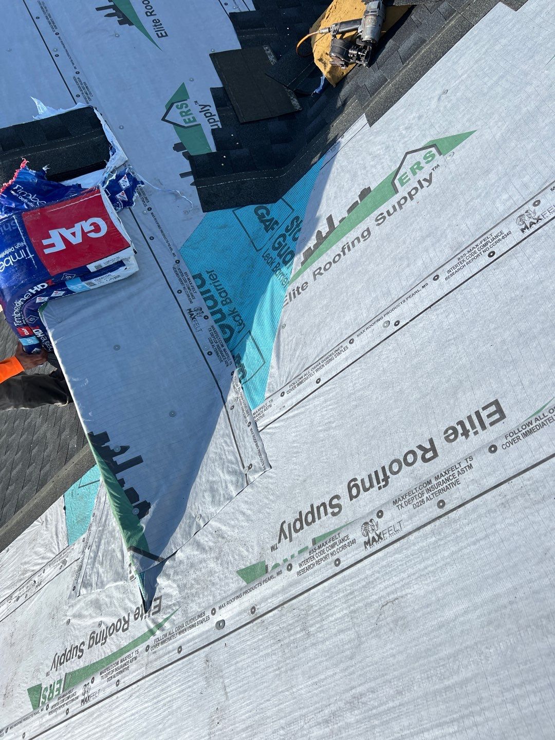 Roof Replacement using GAF shingles by Elite Roofing LLC