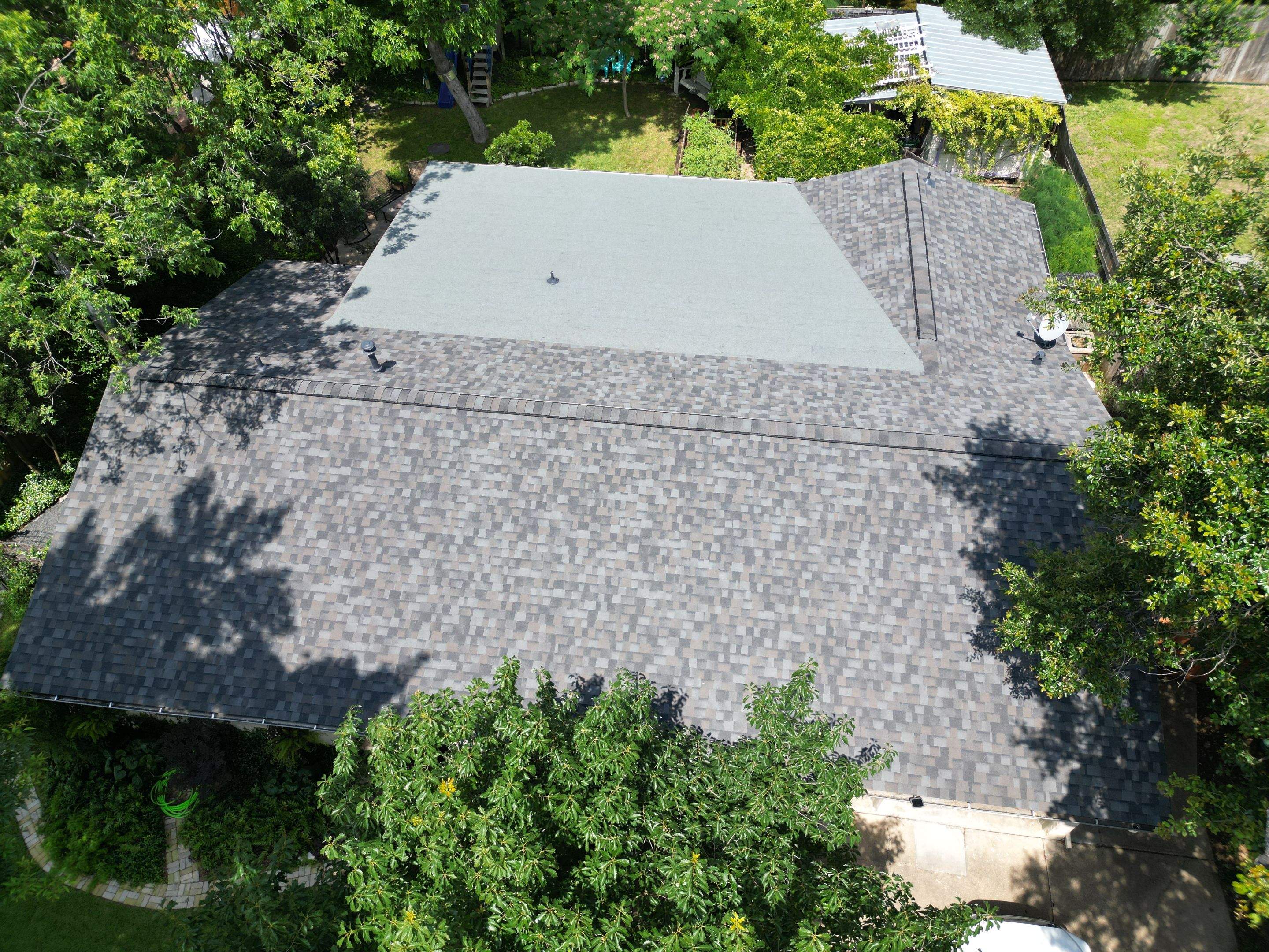 Williamsburg Grey - Owens Corning TruDefinition Duration by RoofsOnly.com