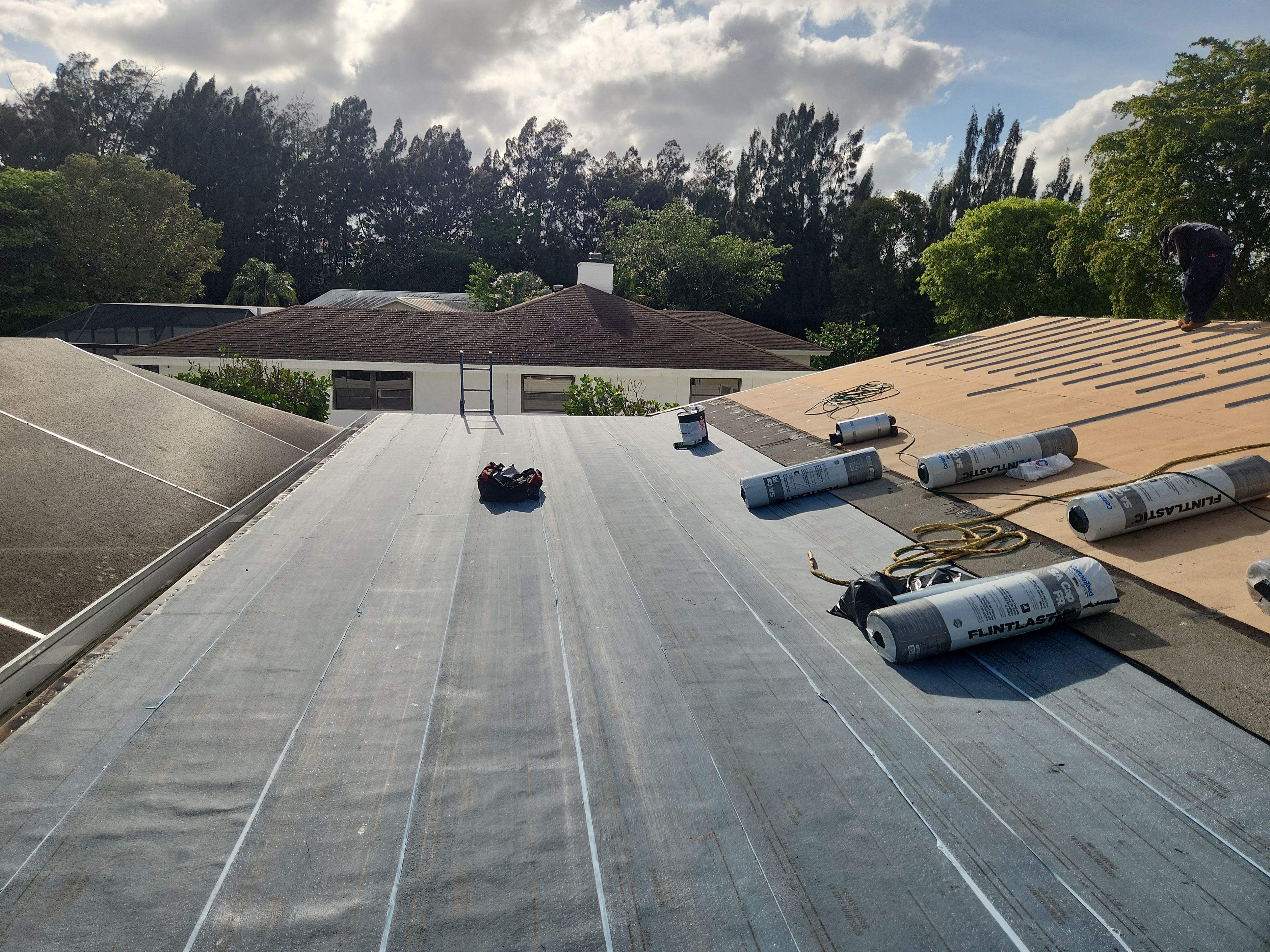 Flat Roof Replacement and Fascia Repair in Margate by Aastro Roofing