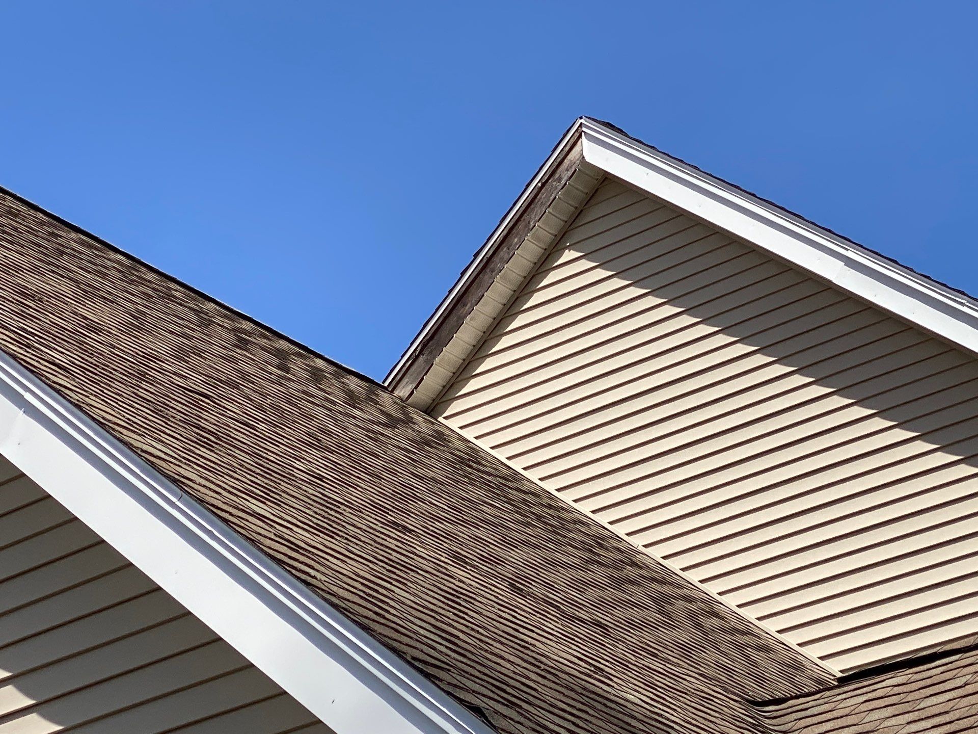 Siding Rake Repair – Littleton, MA by Mighty Dog Roofing of Greater Middlesex County