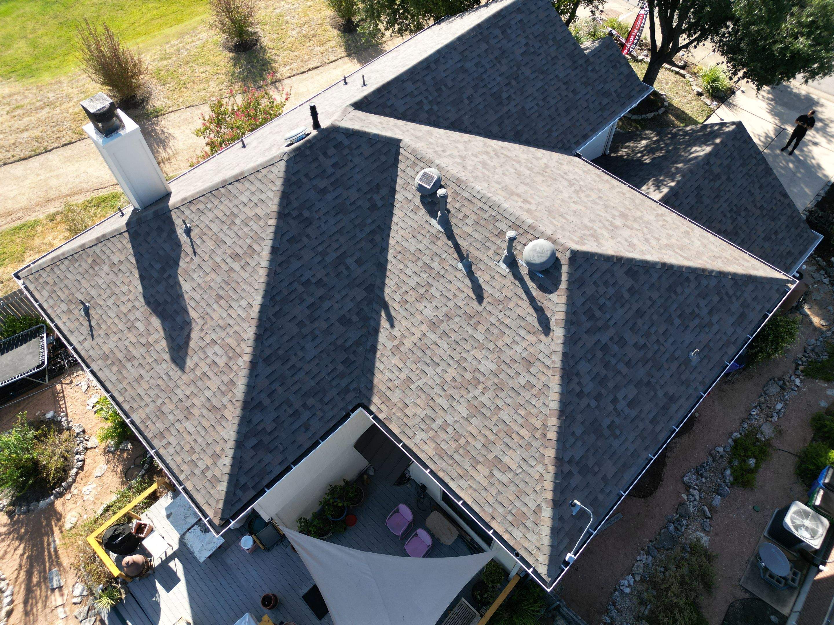 Natural Wood - Malarkey Highlander by RoofsOnly.com