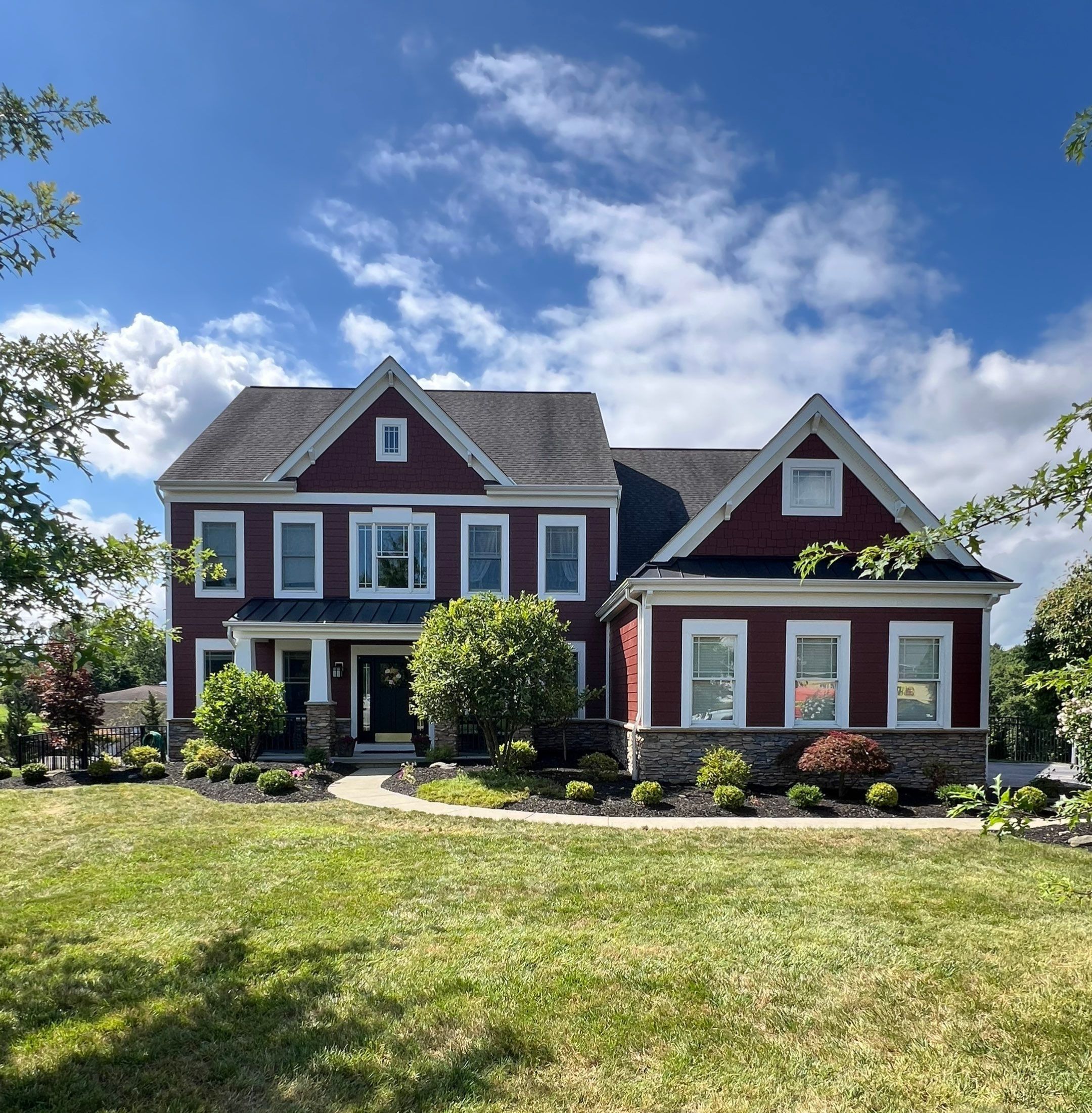 Countrylane Red James Hardie Siding Replacement in Franklin Park by Knockout Home Solutions