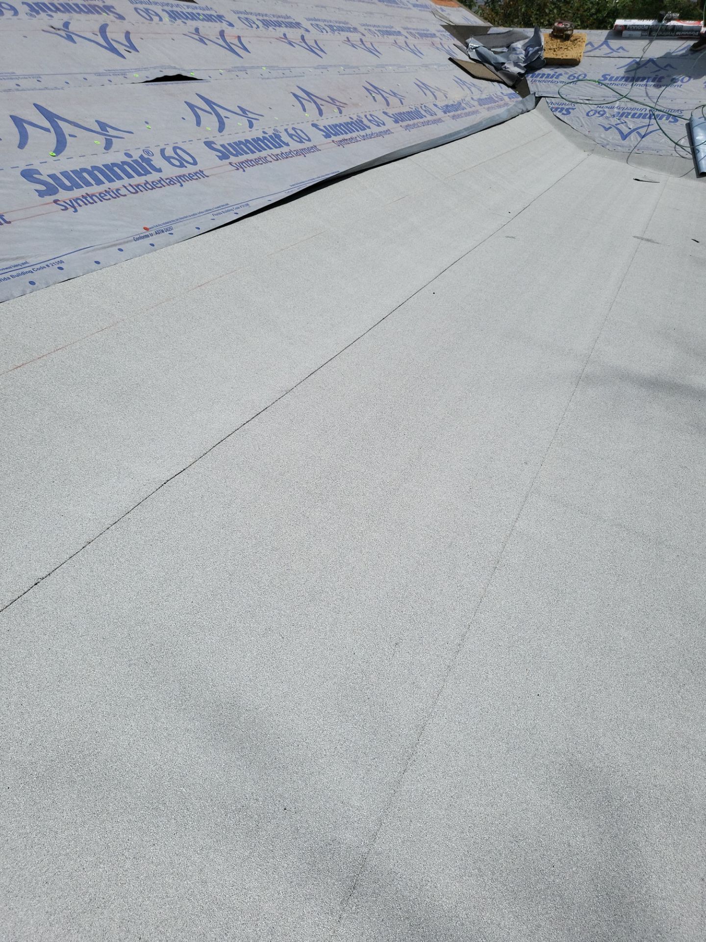 Atlas Pinnacle, Color, Oyster Shell, Drip Edge, Color, White by Eagle Eye Roofing
