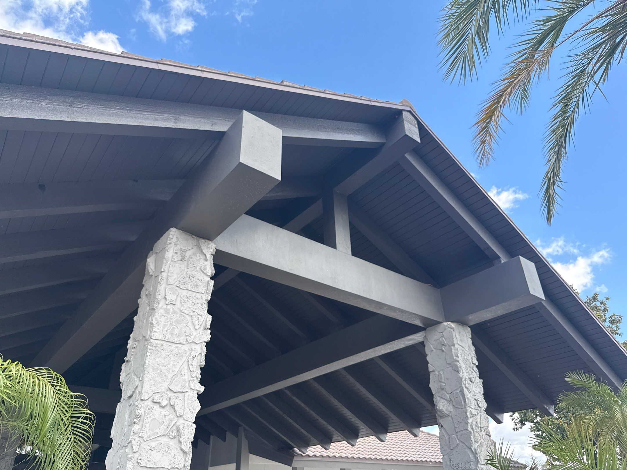 Commercial Entrance Cleaning at The Club at River Wilderness – Parrish, FL by Sunshine AquaWash