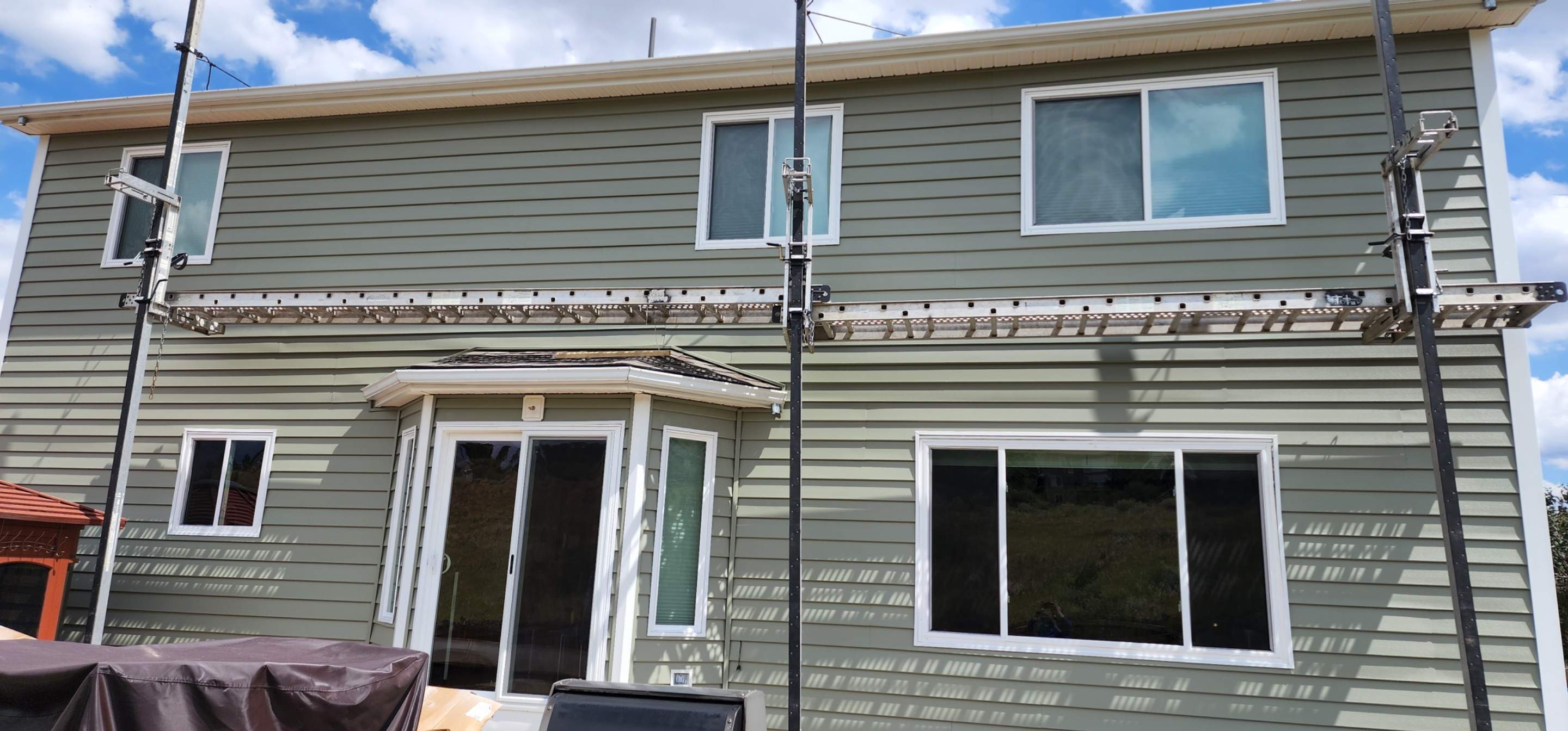 Roxbough! Upgrade that Vinyl Siding to Crane Insulated Vinyl Siding by 1st choice windows and siding