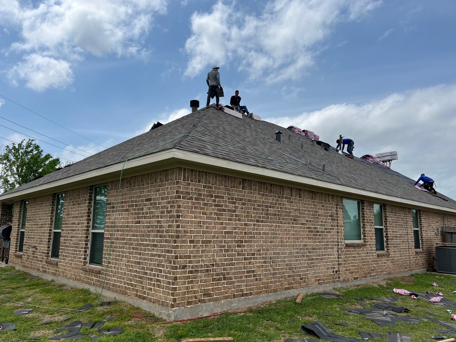 Hail Damage using Owen's Corning Duration (Lifetime) Shingles by Roof Repair Company