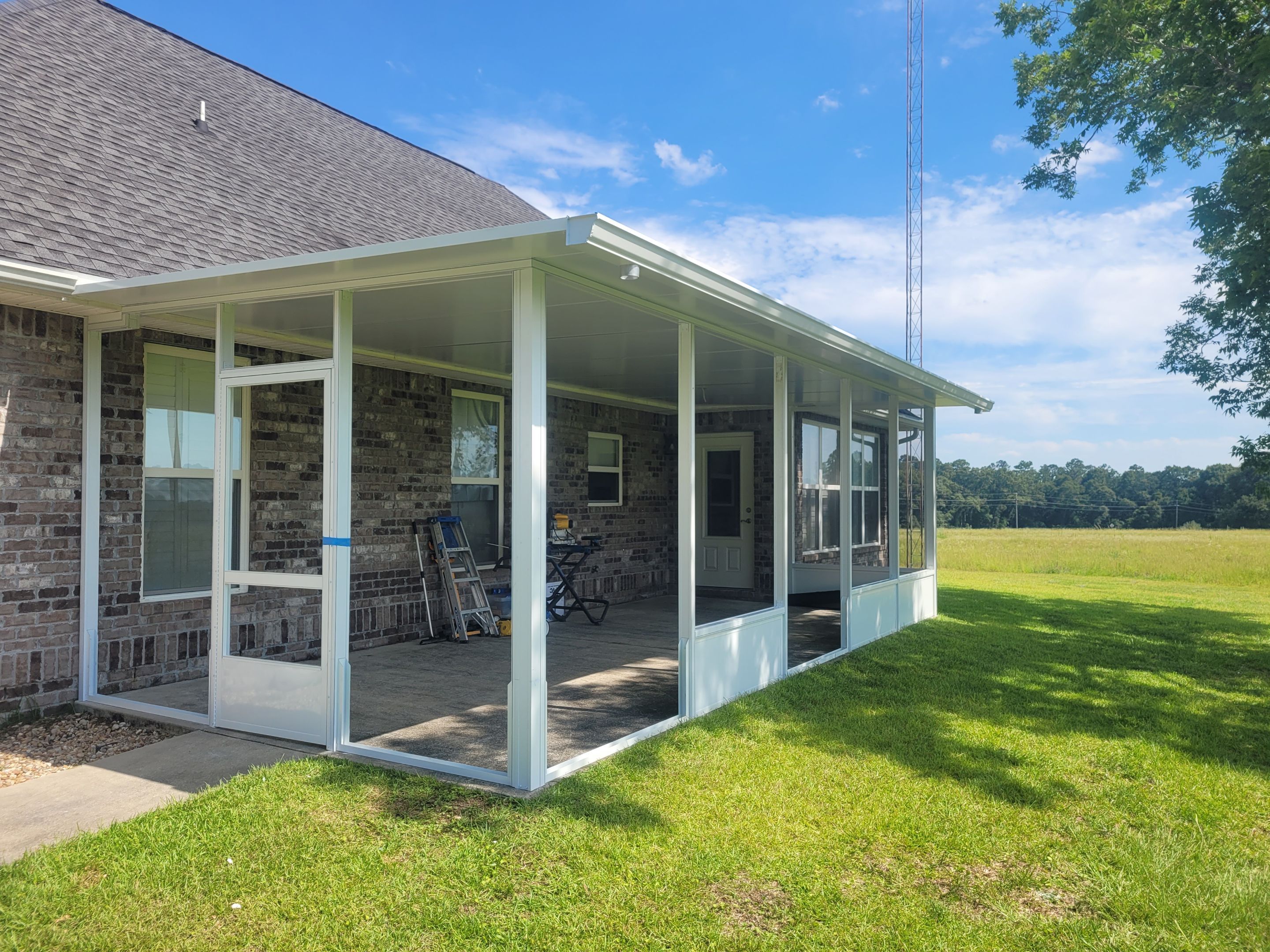 Screen Room in Baker, FL by Titan Sunrooms