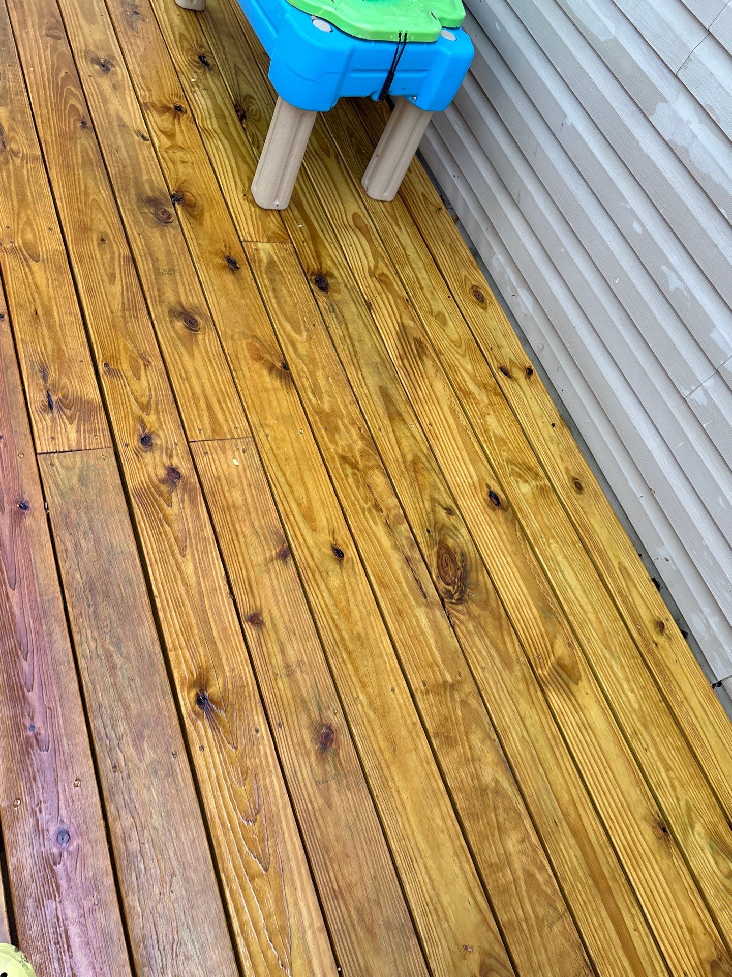 Deck using Wood Sealant by DuraSeal