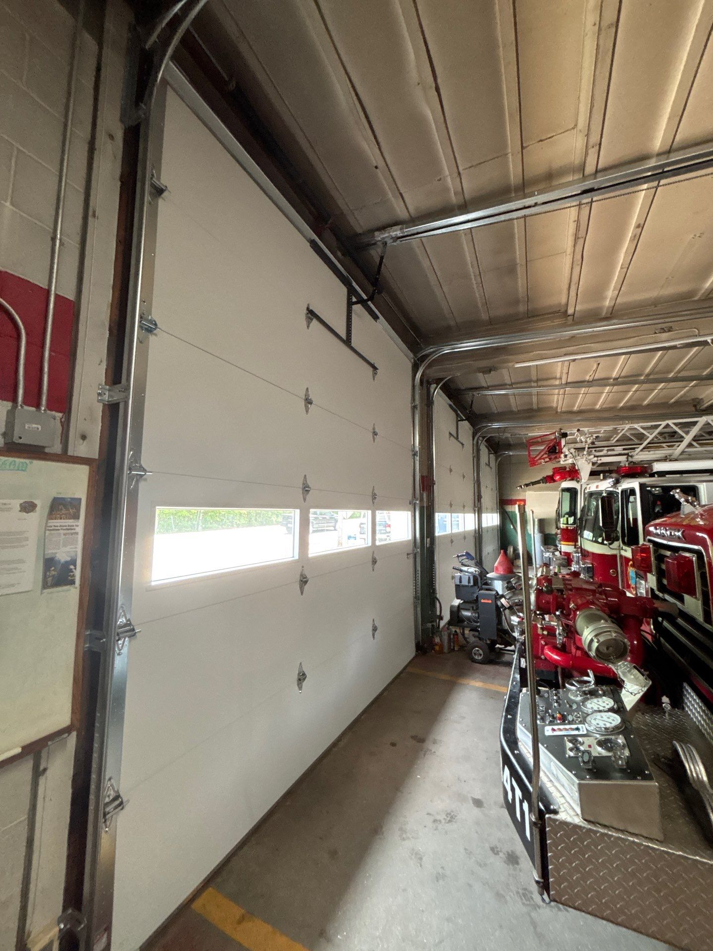 Door Installation Using Raynor Encore Garage Doors by Keene Door