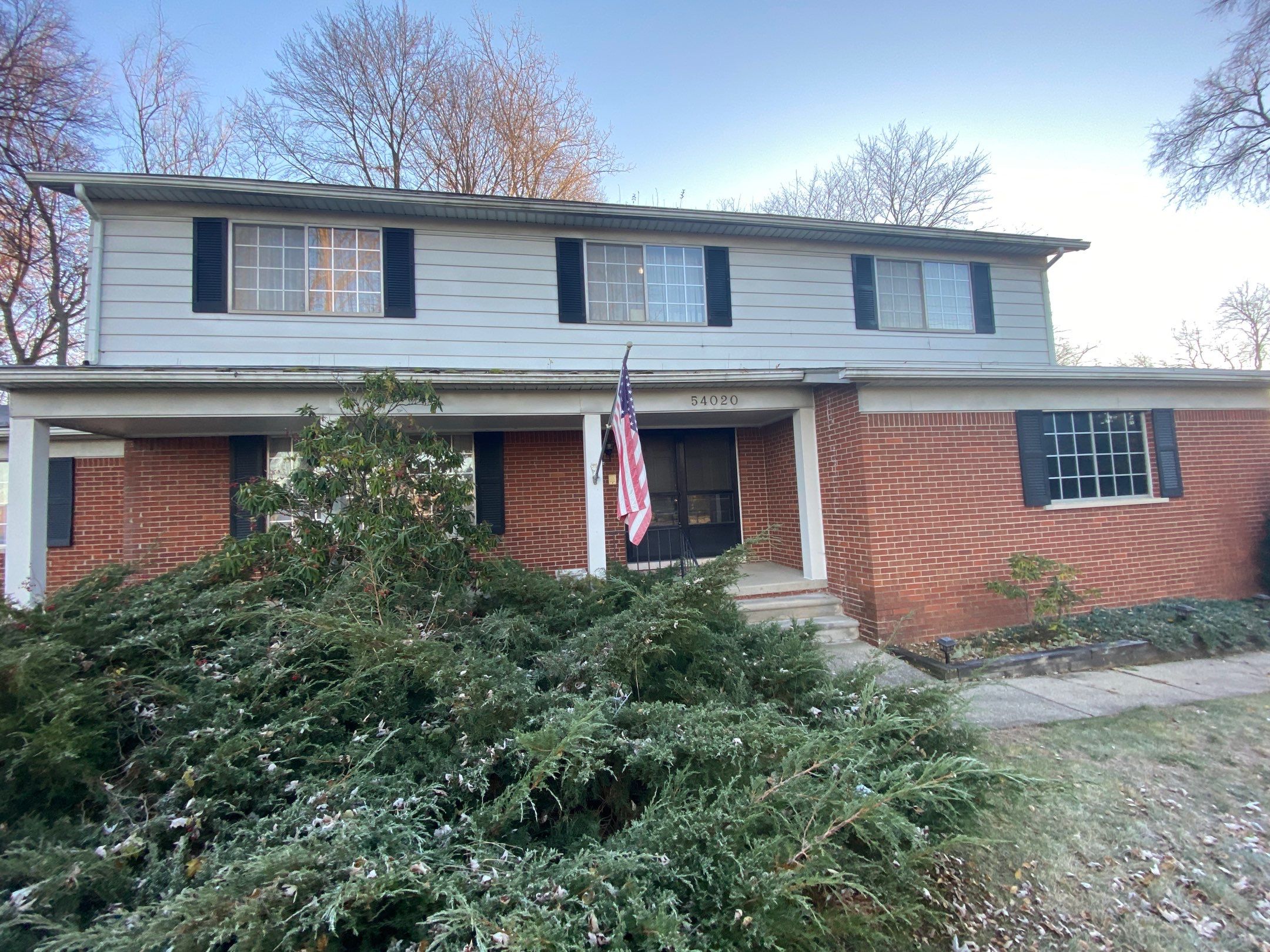 Roof Replacement using CertainTeed Landmark by 180 Contractors