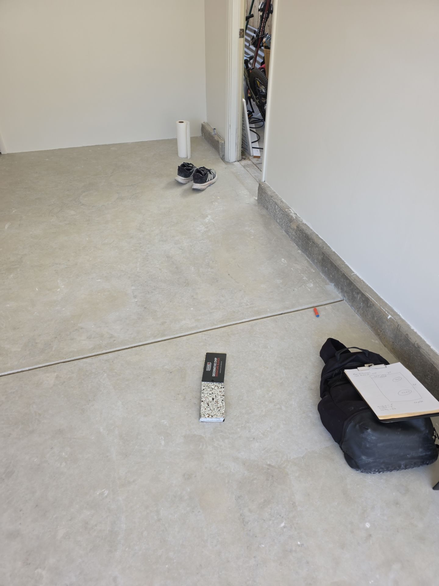San Luis Obispo Garage Floor Polyurea Coating with Coyote Chips by MGP Coatings