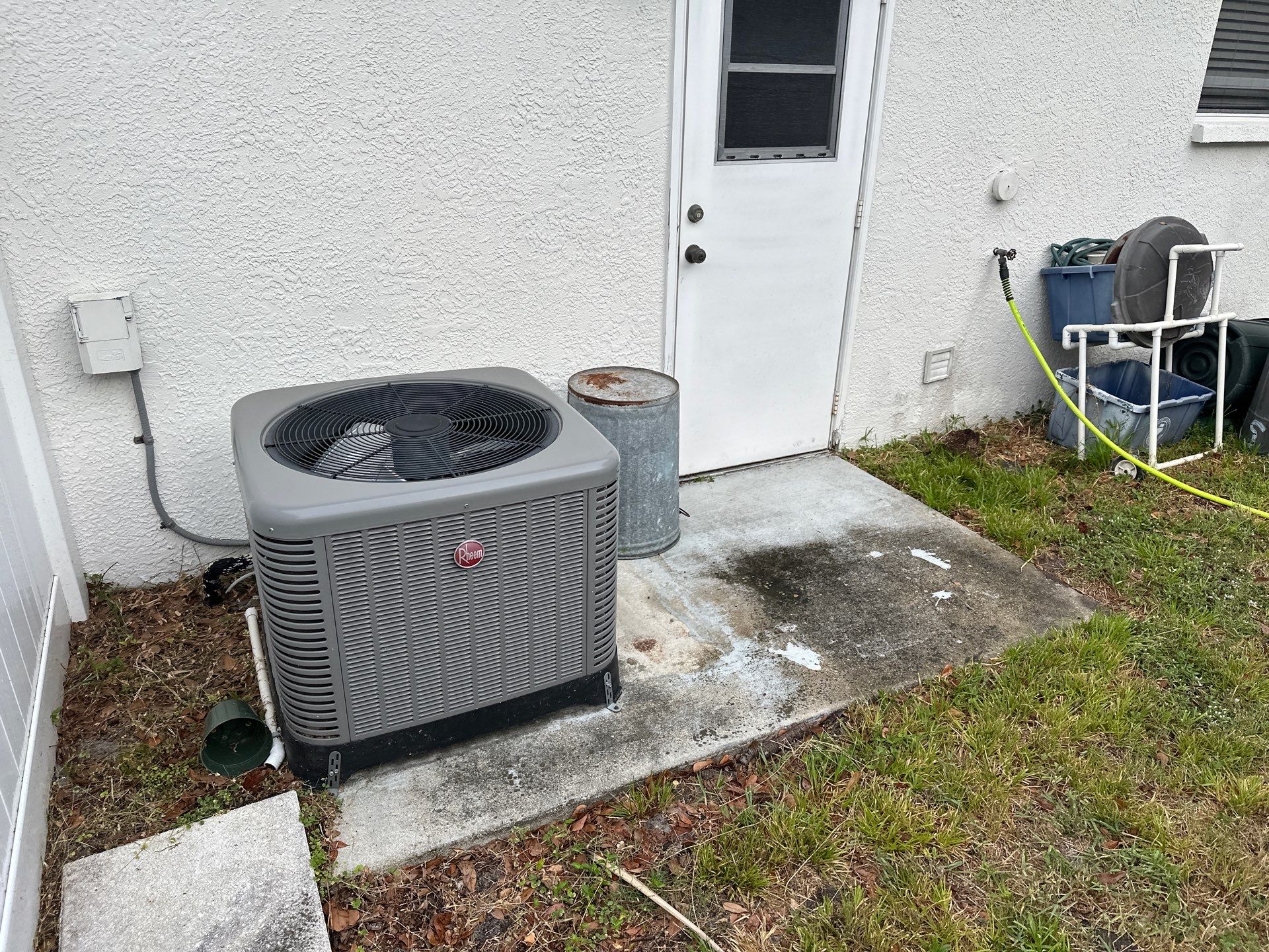 1-Story House Wash, Driveway, Patio/Lanai & Screen Enclosure Cleaning in Oakley Community, Ellenton, FL | Sunshine AquaWash by Sunshine AquaWash