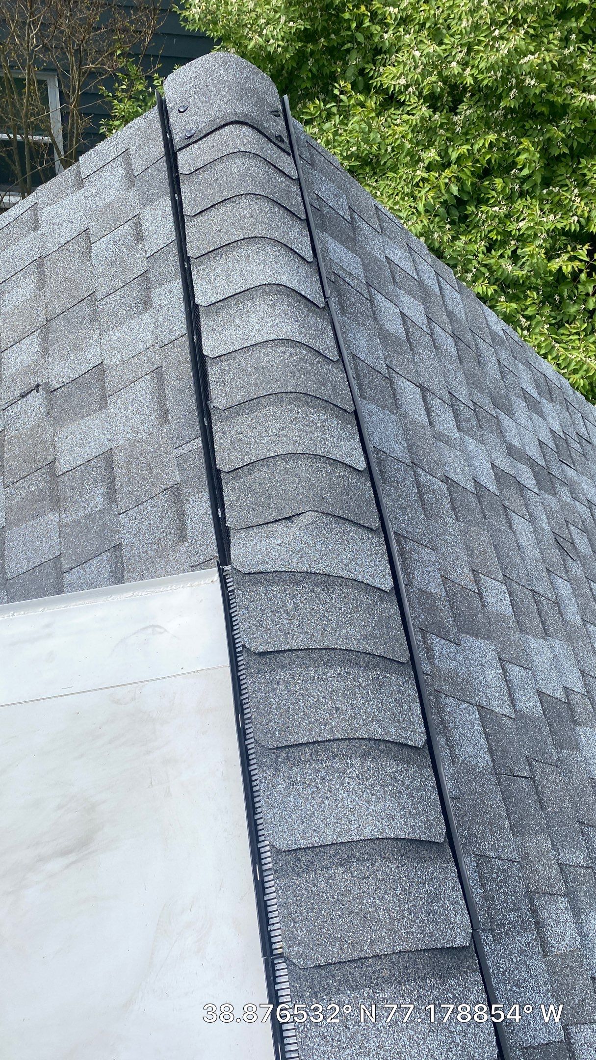 Falls Church: CertainTeed Landmark Pro Designer Shingles in Max Def Pewter by RM Banning, Inc.
