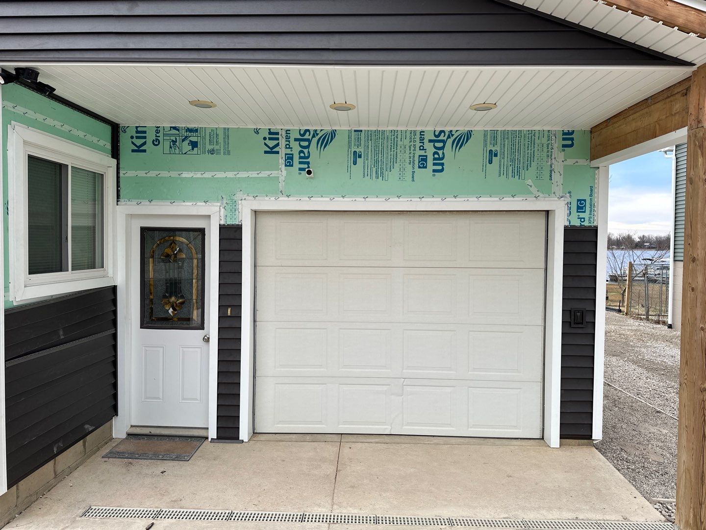 Siding Replacement using Certainteed Restoration Classic D4 by 180 Contractors