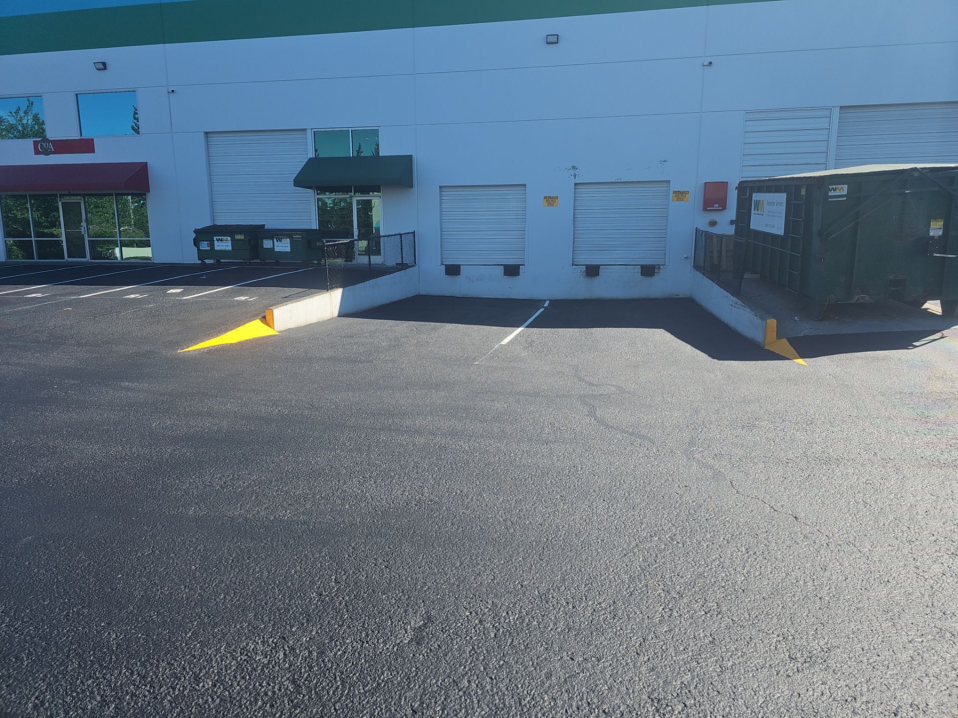 Commercial Sealcoat & Asphalt Patch Repair | Lynnwood  by Jireh Asphalt & Concrete Inc 