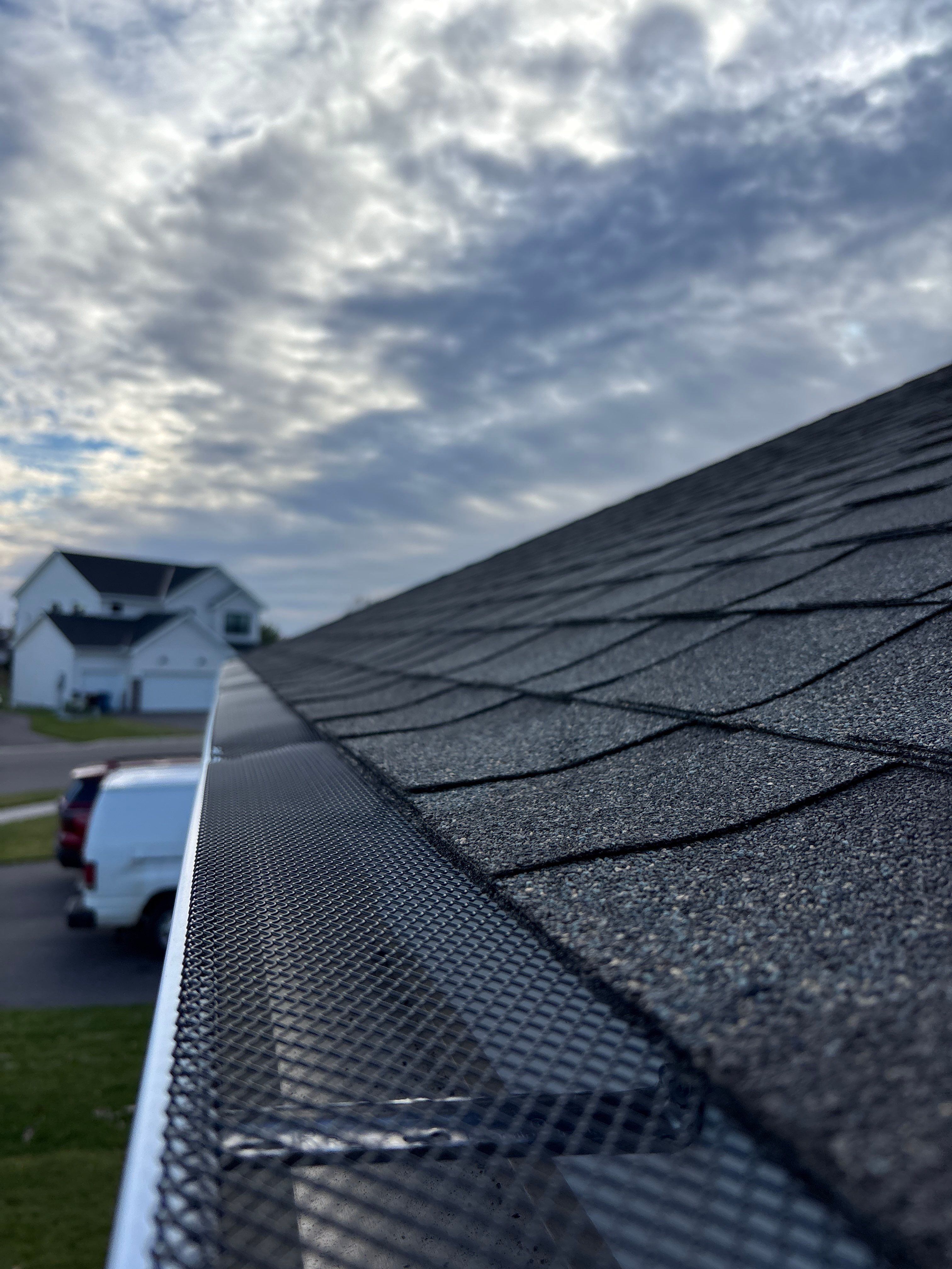 5-Inch Seamless Gutter Installation with Black Steel Screens – Buffalo, MN by Next Level Seamless Gutters / Exteriors Inc.