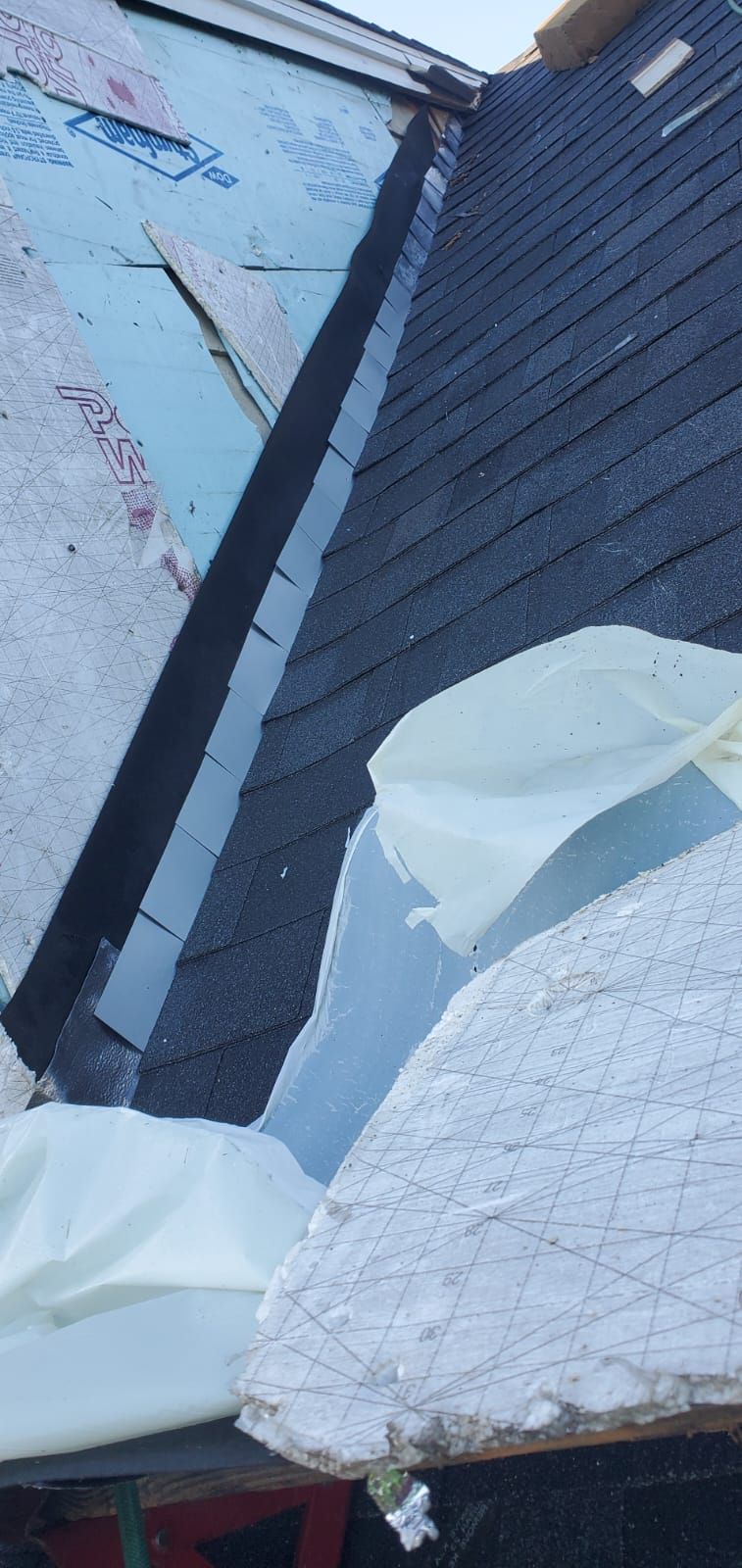 Residential Roofing Installation using Owens Corning Duration Onyx Black by A Plus Exterior