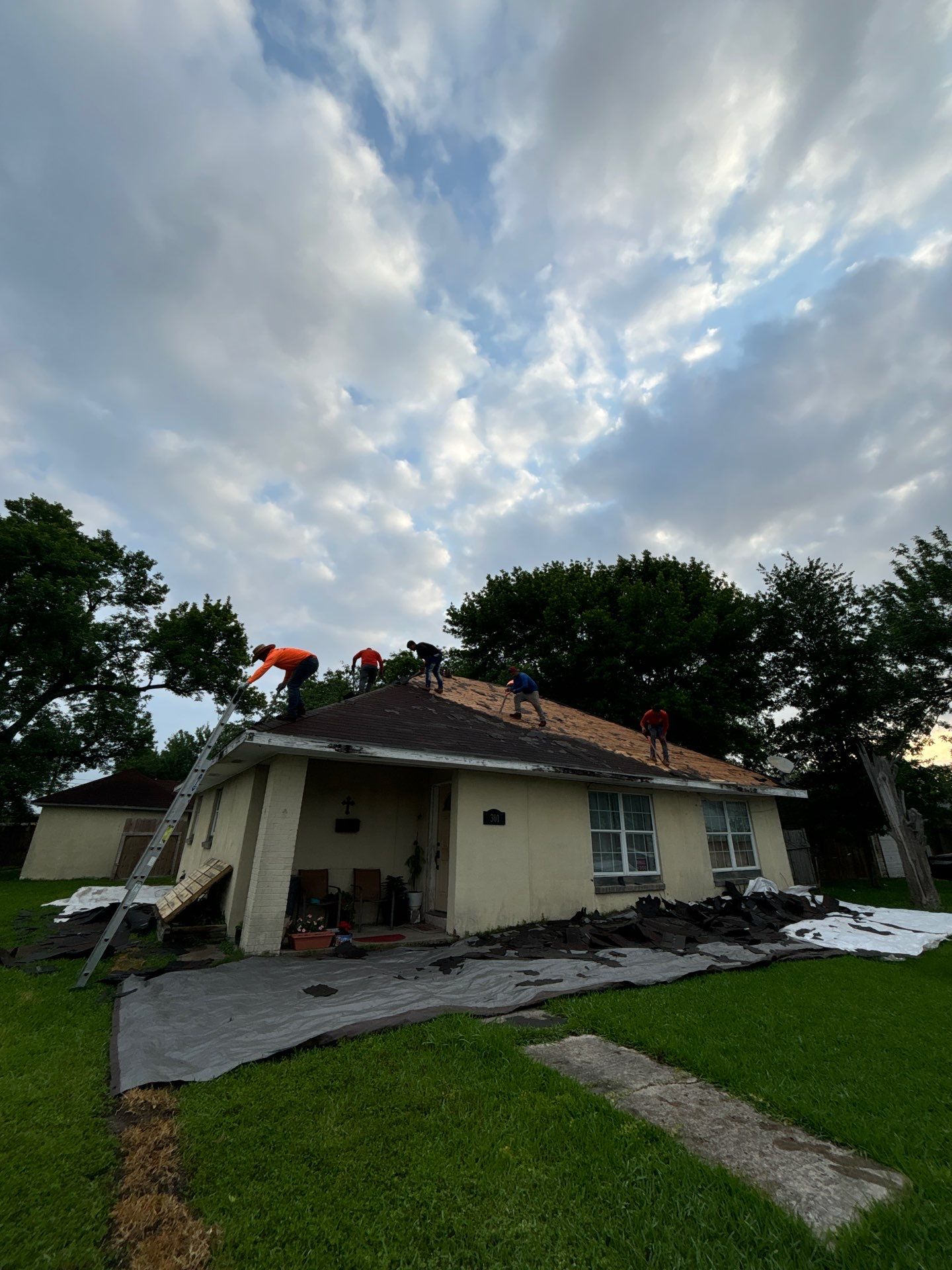 Roof Replacement Deer Park by Roof Repair Company