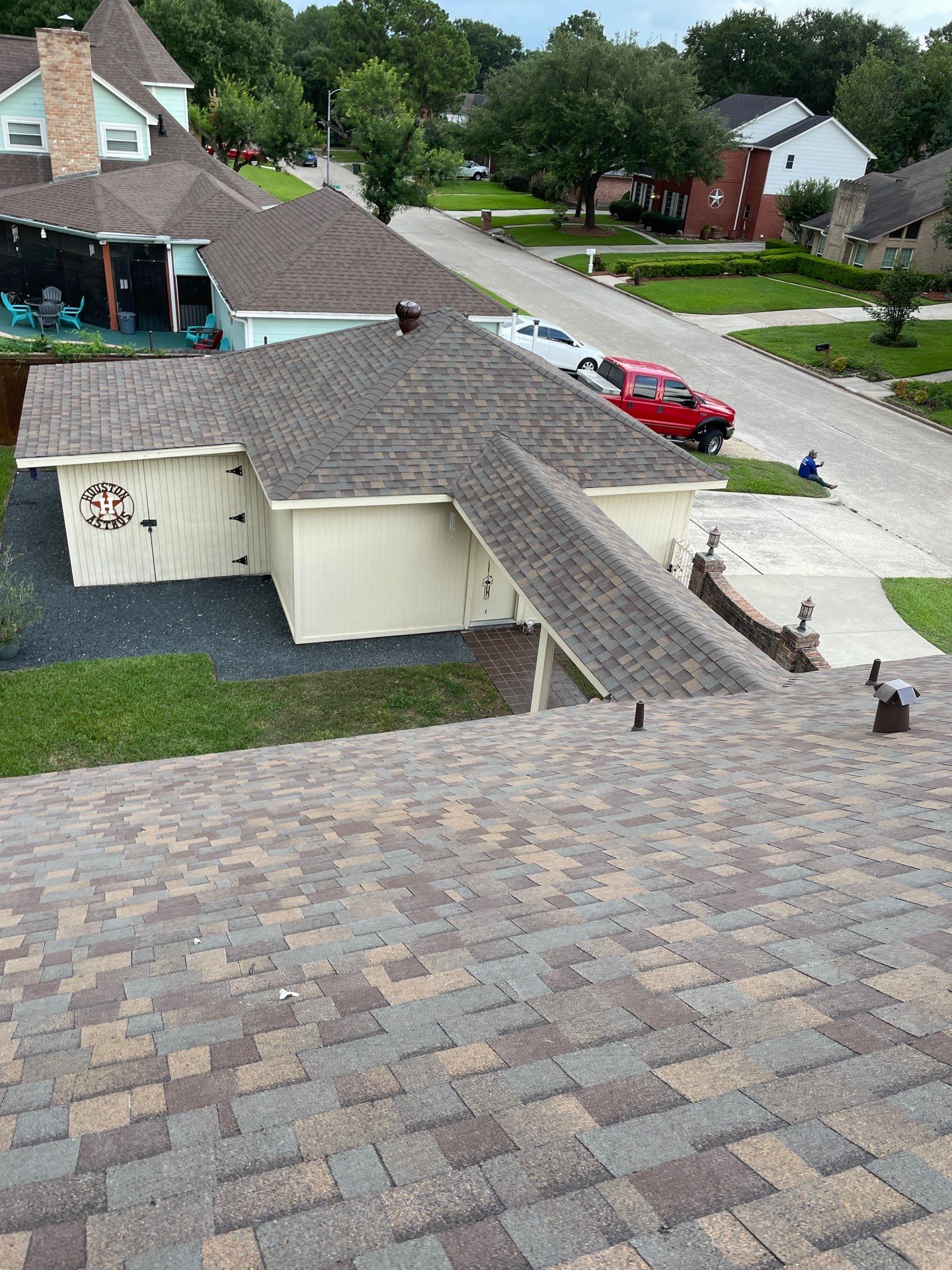 Residential Roofing Installation using Owen's Corning Duration (Lifetime) Shingles by Roof Repair Company