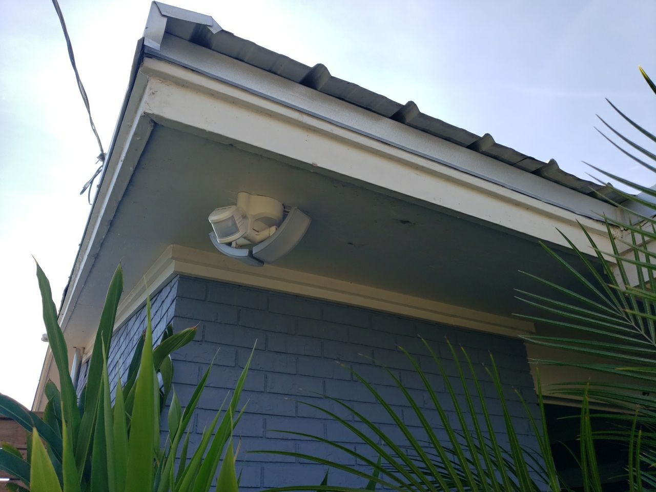 Gutter Installation using K-Style Seamless Gutters and Soffit and Fascia Replacement by Gutter Professors
