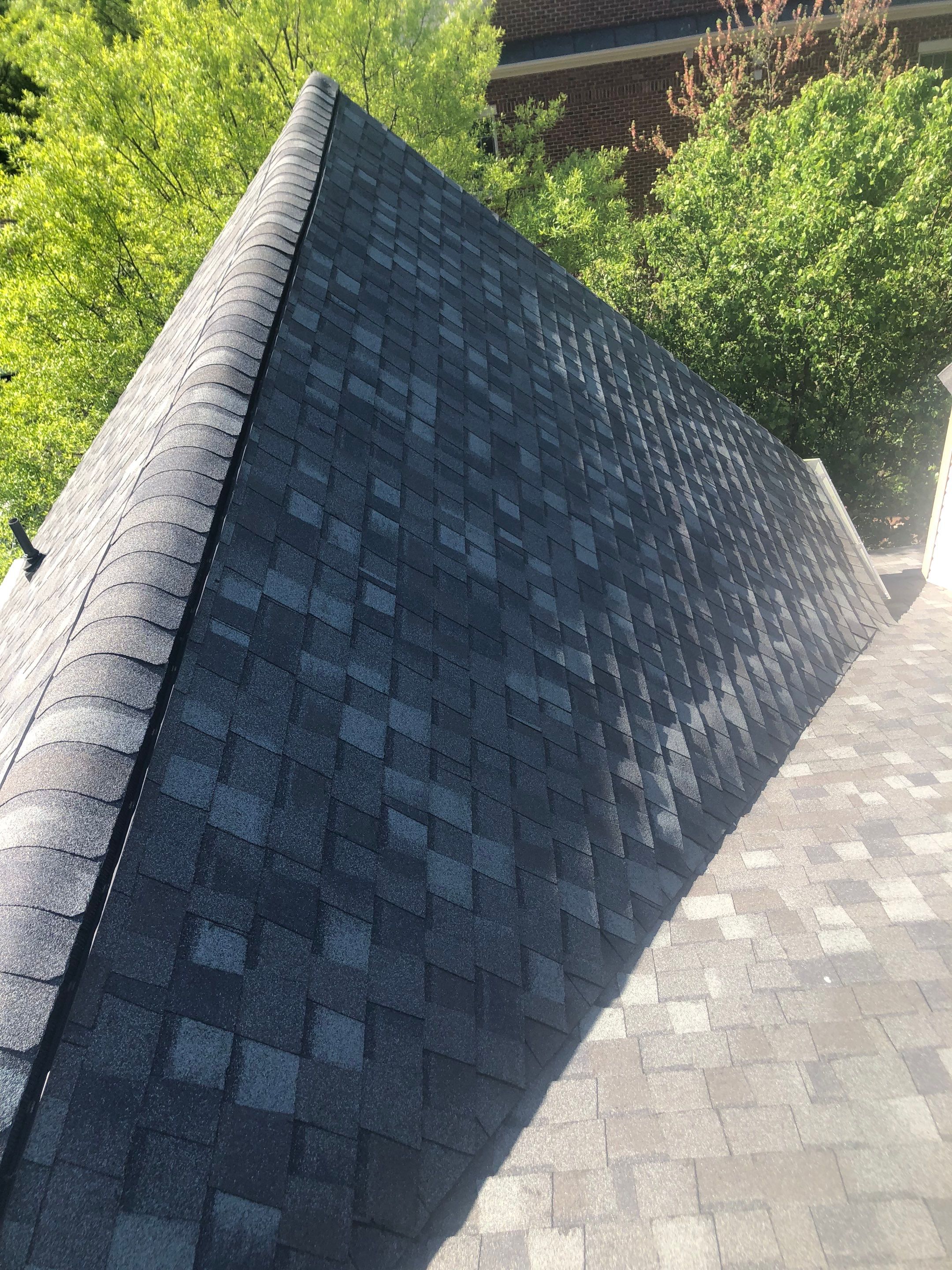 Alexandria: CertainTeed Landmark Pro Designer Shingles in Max Def Georgetown Gray by RM Banning, Inc.