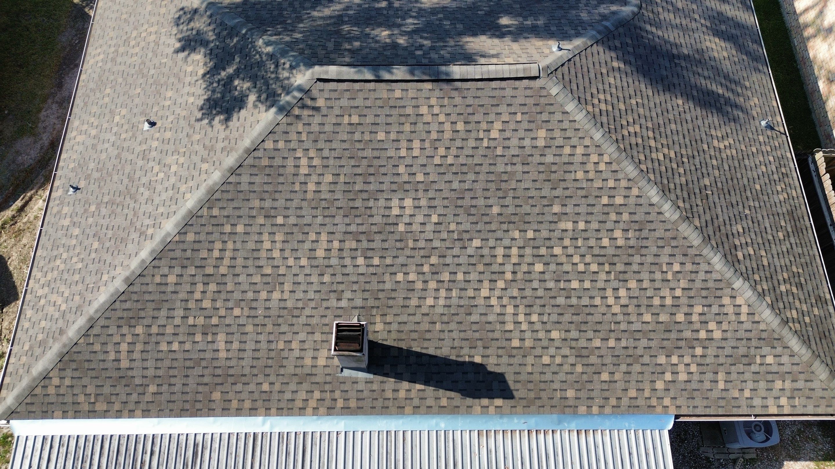 Channelview Roof Installation using Atlas Pinnacle Pristine by Modern BYLT Roofing & Construction