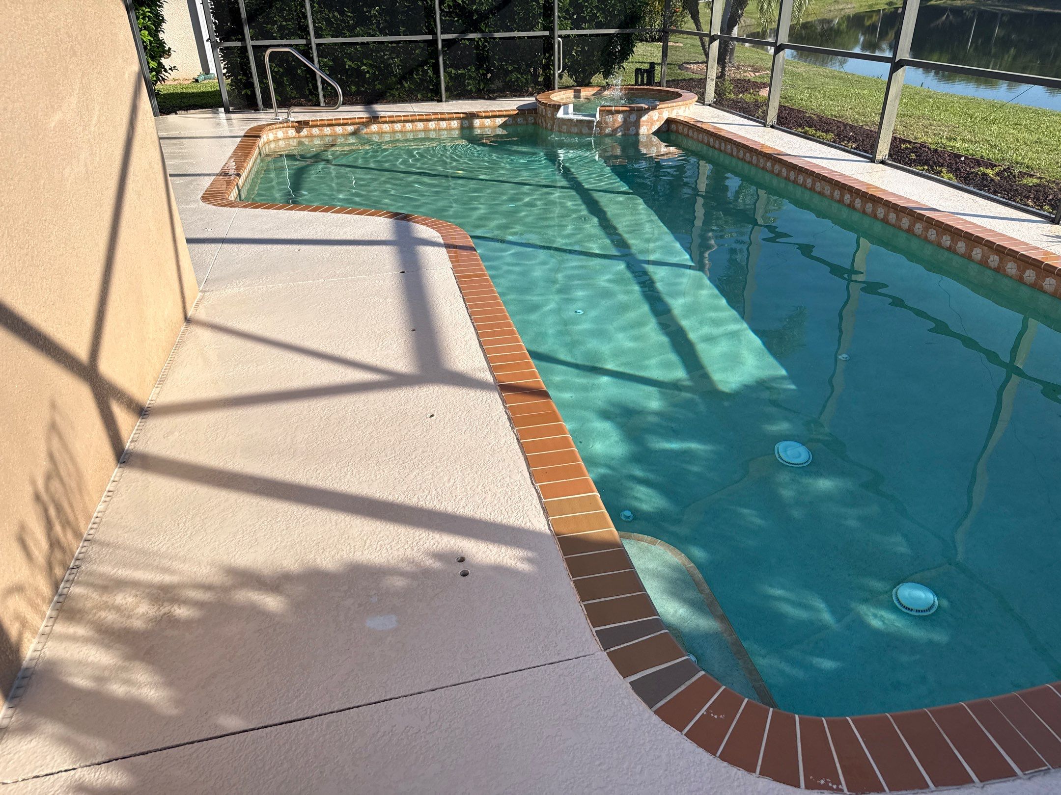 Driveway, Pool Deck & Lanai Cleaning – Heritage Harbour Golf Club, Bradenton, FL by Sunshine AquaWash