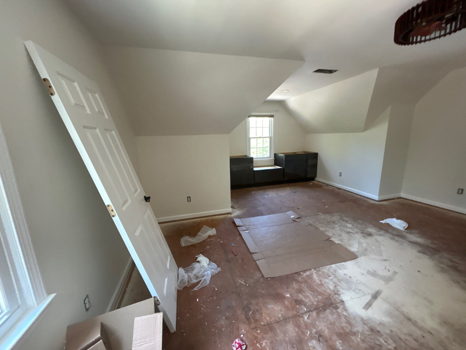 Whole-Home Renovation and Retaining Wall Restoration in Suwanee by RENOMAXIT, LLC