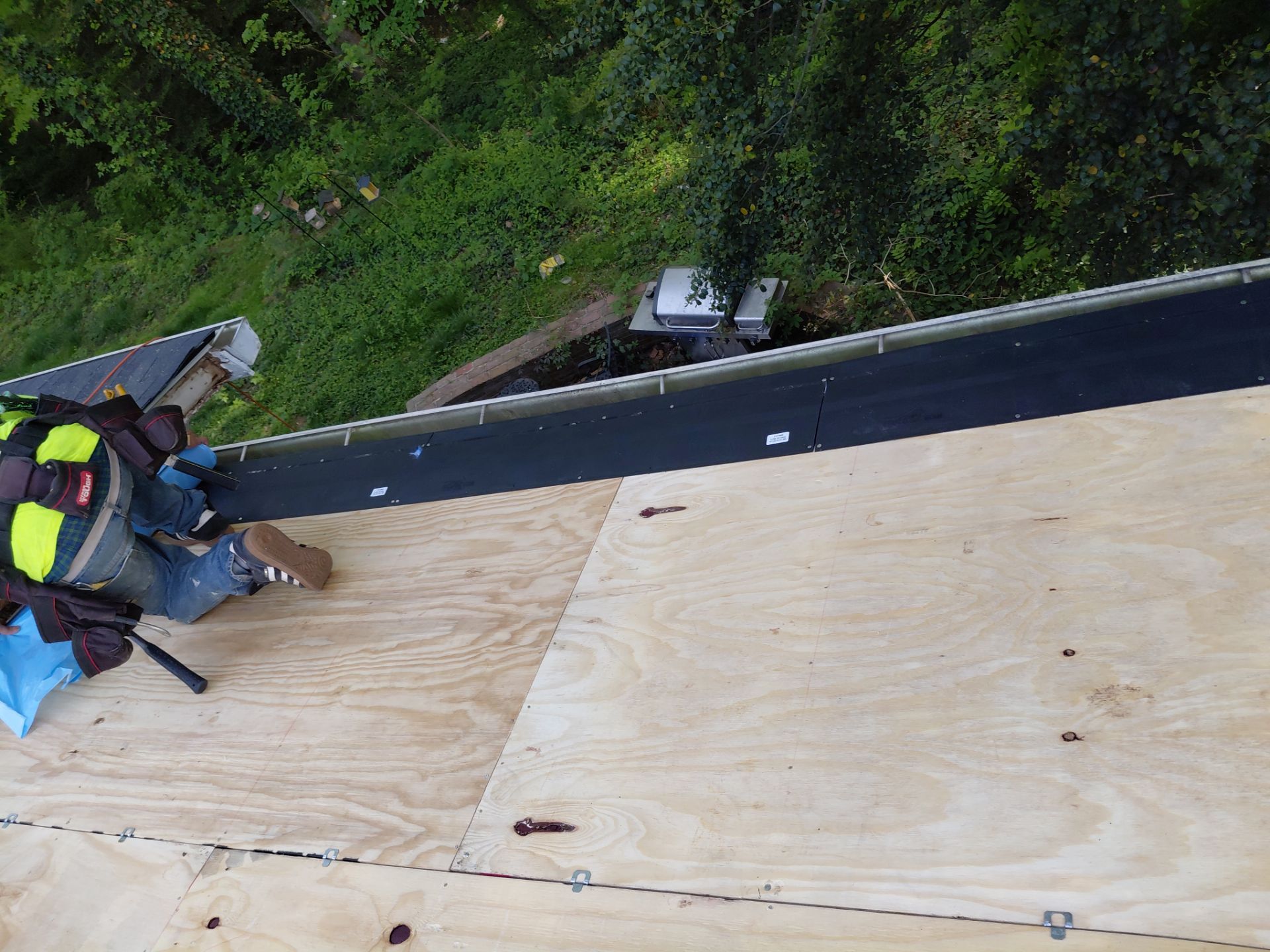 Annandale: Residential Roof Replacement with CertainTeed Landmark in Moire Black by RM Banning, Inc.